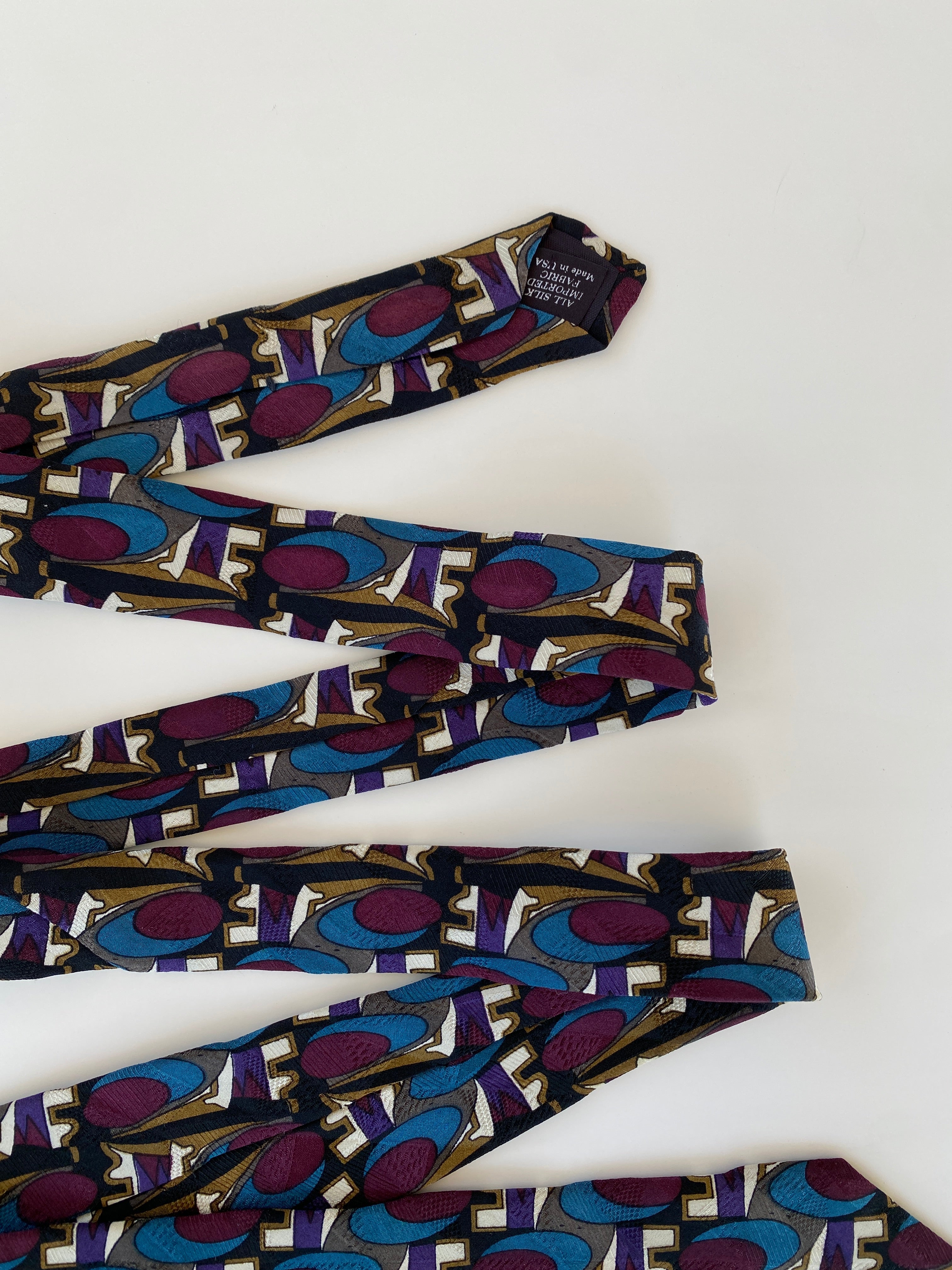 Vintage Martin Wong Napa.Ca Printed Multicolor Men’s Silk Neck Tie