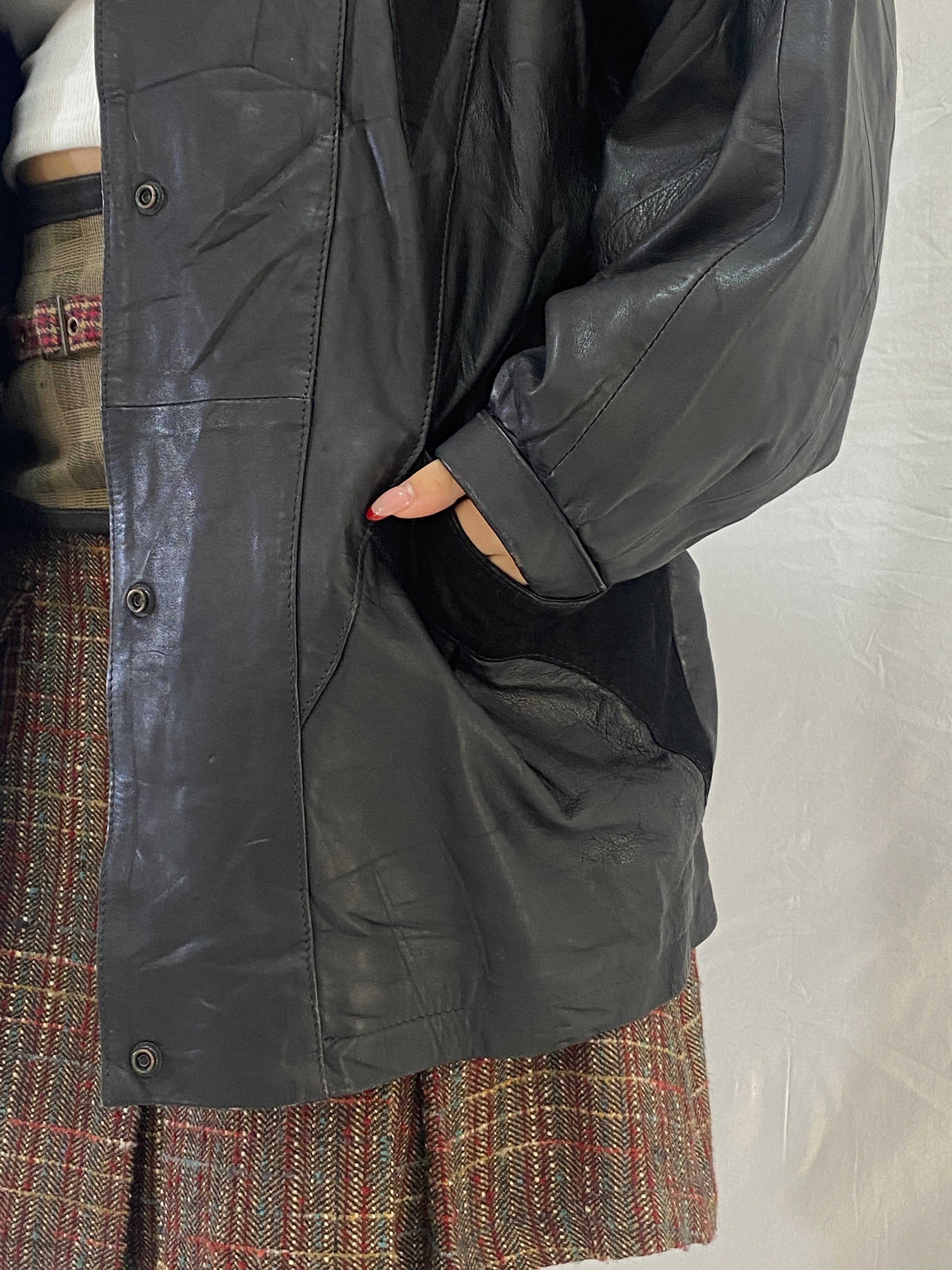 Vintage Oversized Fit Ferpele Black Leather Coat with Graphic Panel Details - M