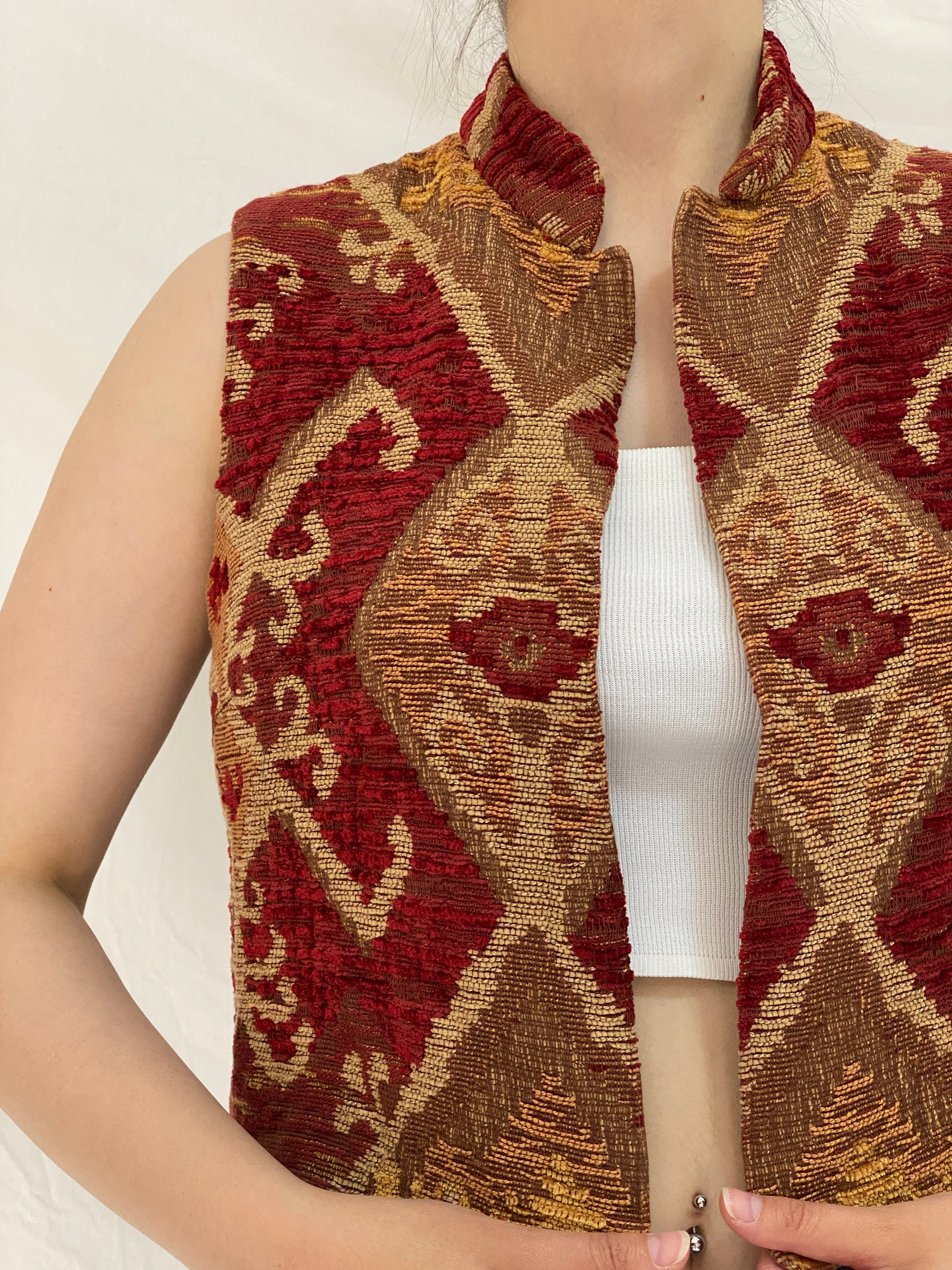 Vintage Handmade Tapestry Open Front Vest Red Boho Waistcoat – L