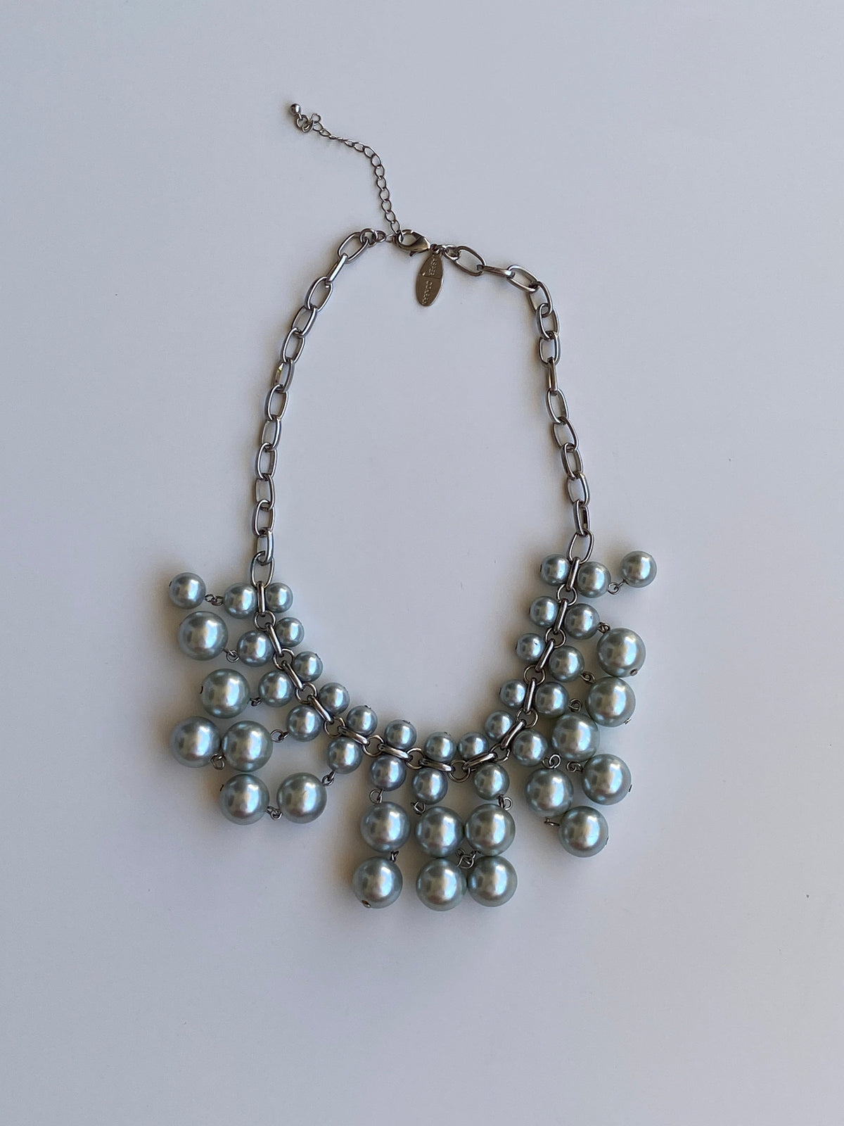 Vintage Y2K Jasper Conran Silver-Tone Grey Faux Pearl Cluster Bib Statement Necklace
