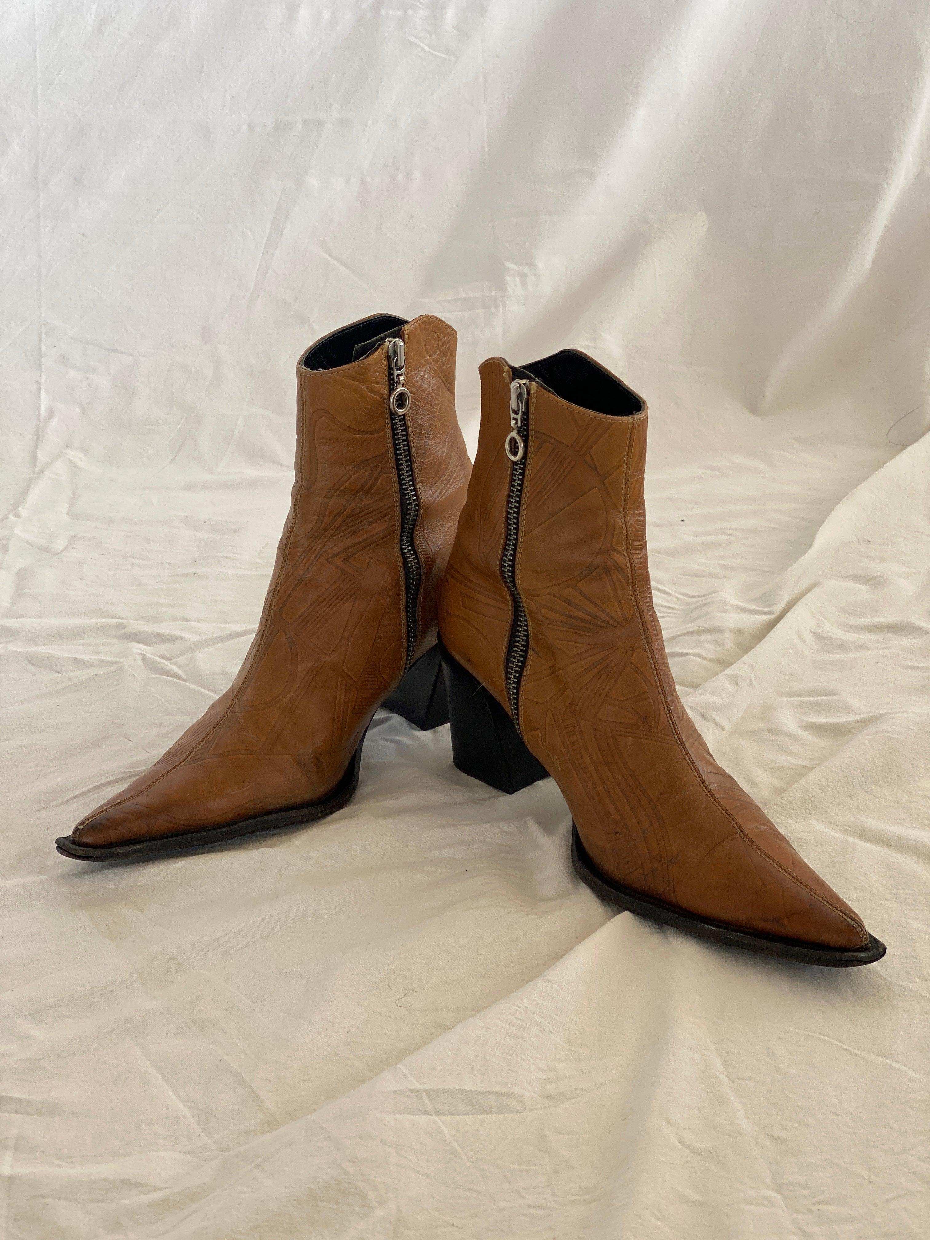 Vintage Simon Bay Genuine Leather Cowboy Boots - Balagan Vintage Cowboy boots 90s, cowboy, cowboy boots, genuine leather, NEW IN