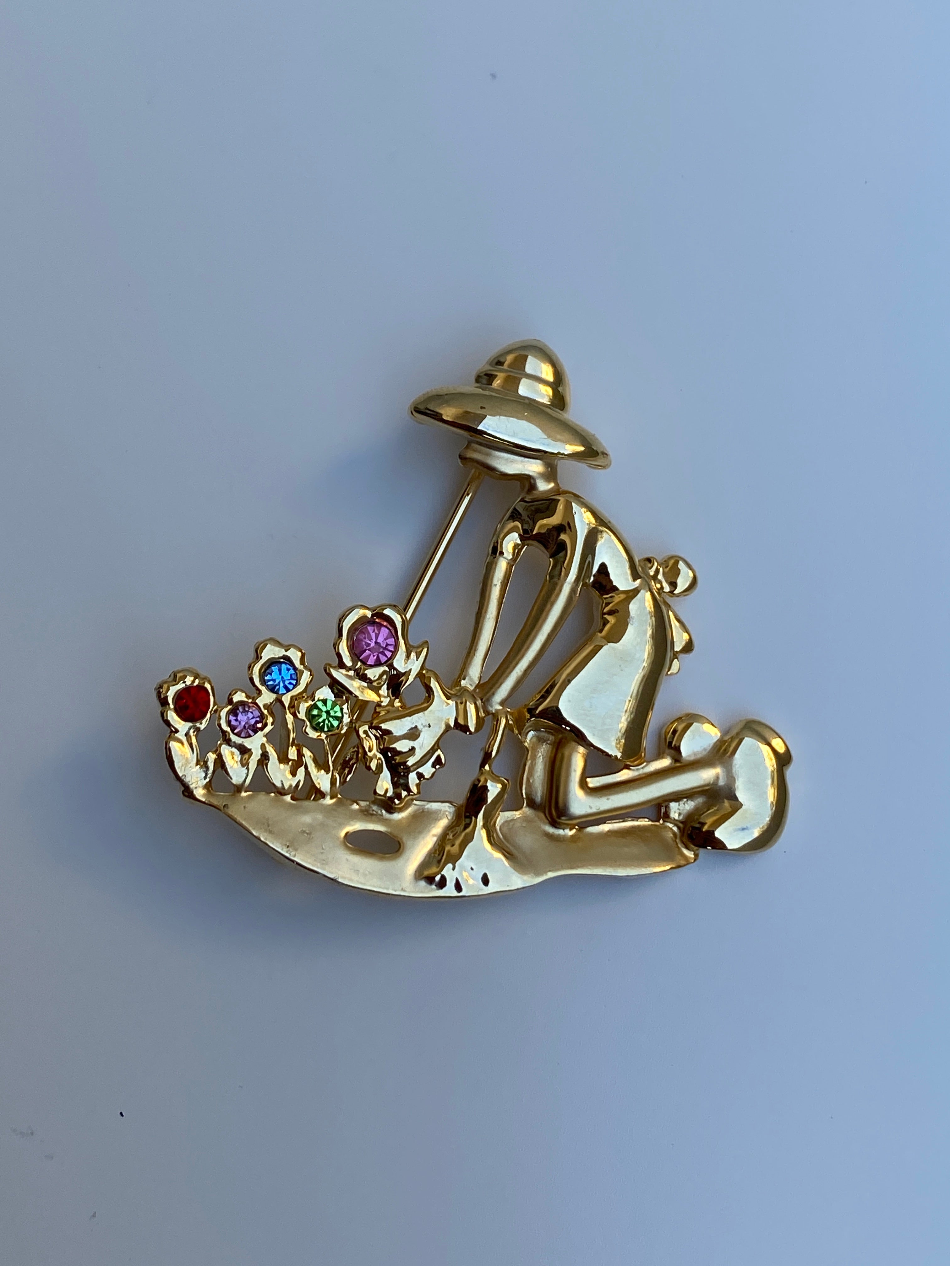 Vintage White Stag Gold-Tone Gardener Rhinestone Brooch Figural Floral Pin