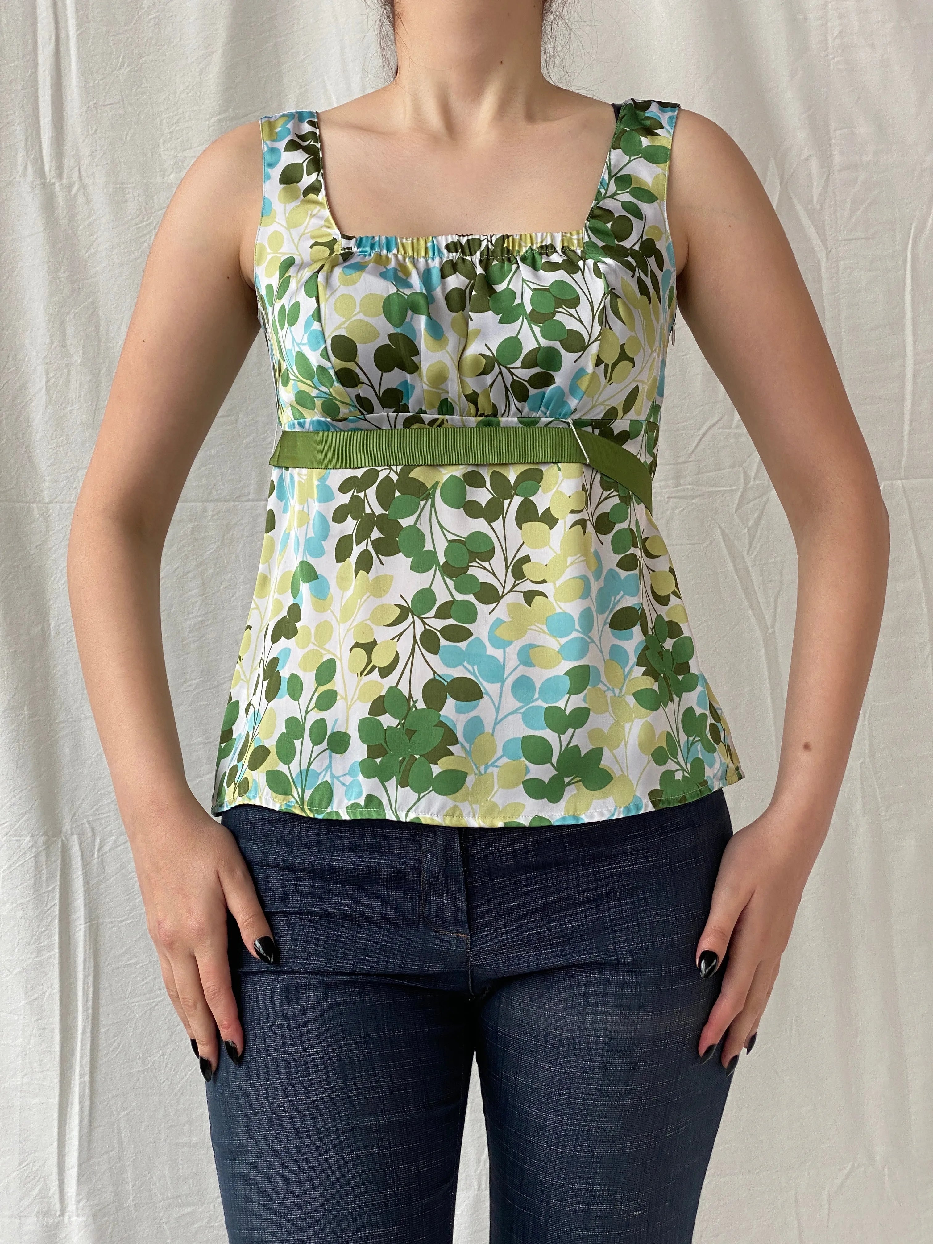 Ann Taylor LOFT Cottage Core Leaf Print Green Sleeveless Blouse - S - Balagan Vintage Sleeveless Top 00s, Ayah, floral, floral top, sheer, sleeveless top