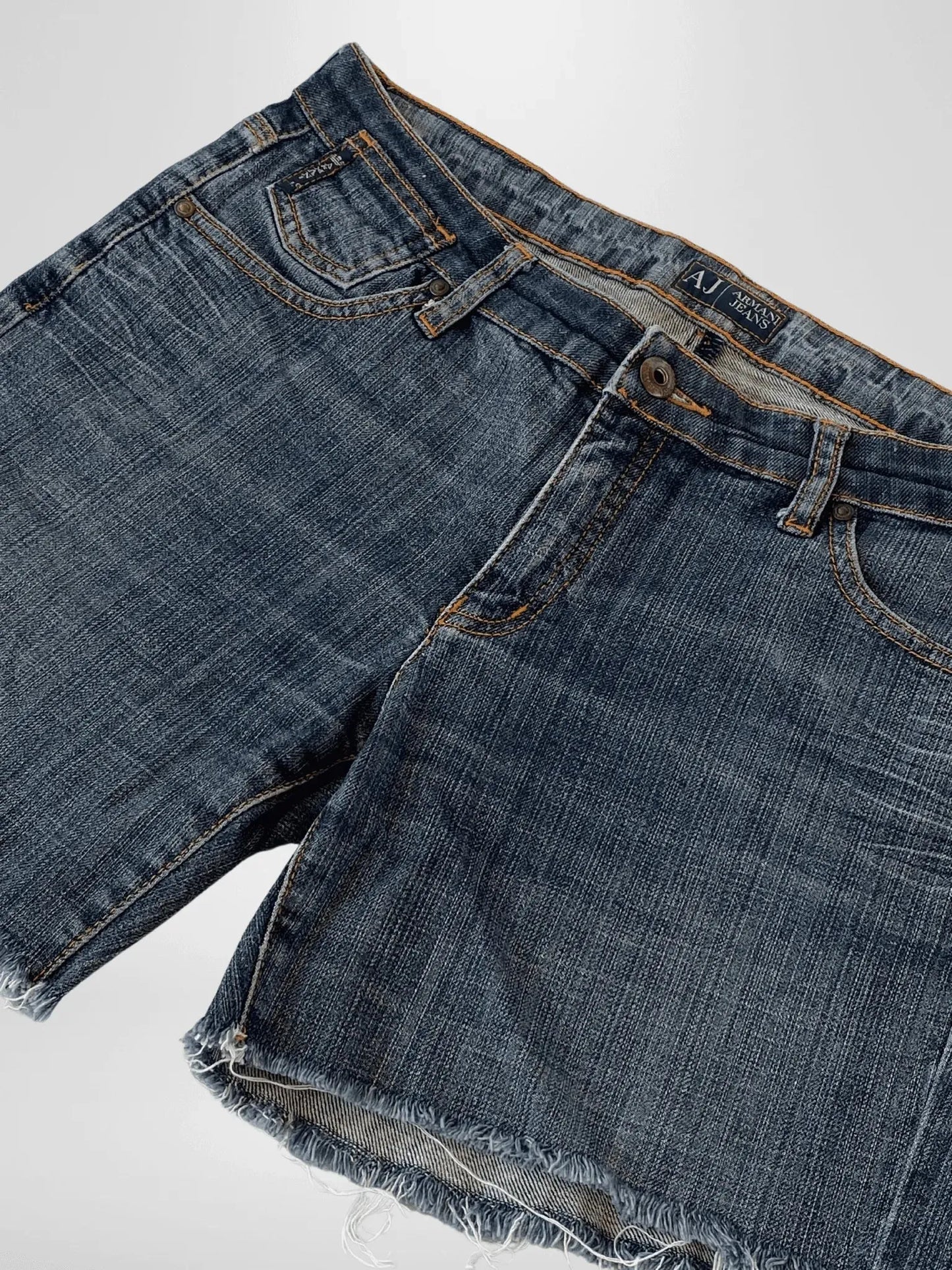 Armani Jeans AJ Indigo 006 Dark Wash Denim Shorts - Balagan Vintage Shorts 00s, armani, denim, jeans, Lana, shorts
