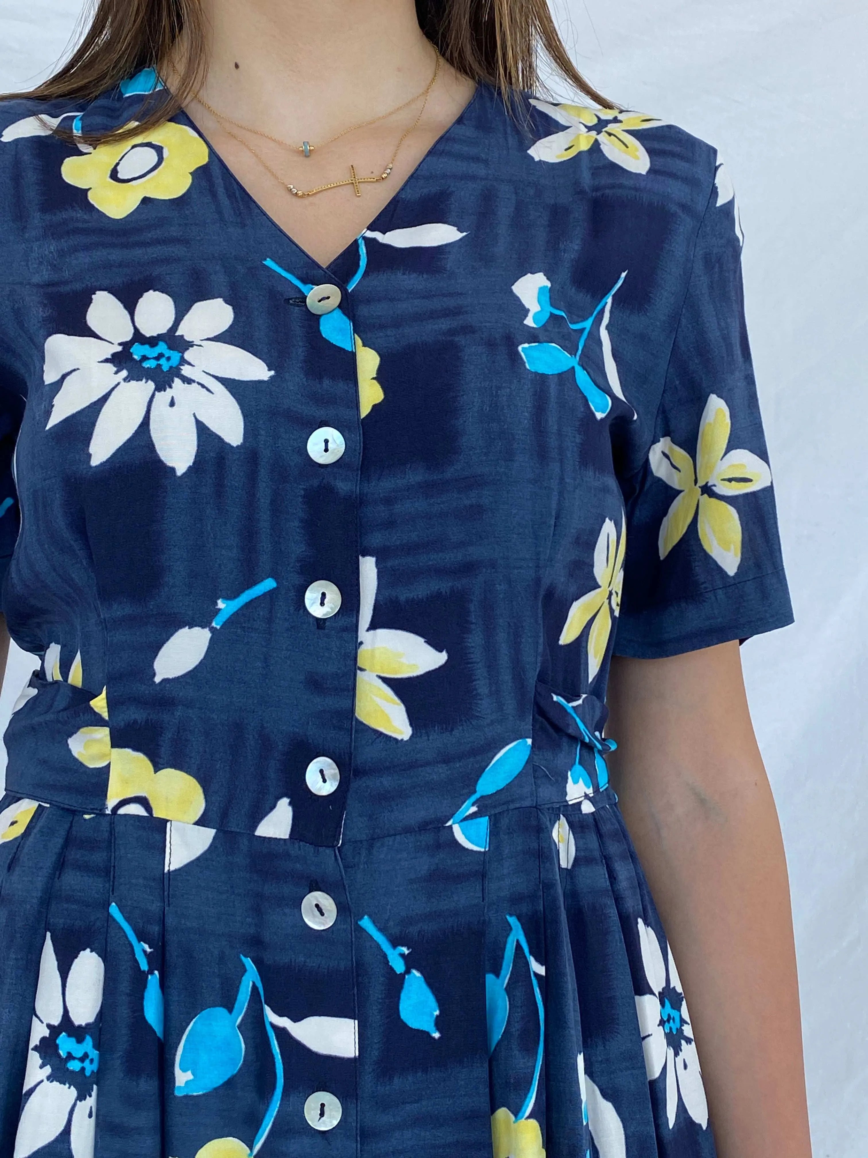 Beautiful Vintage Burton Picnic Floral Midi Dress Size M - Balagan Vintage Midi Dress Deals, dress, floral, floral dress, floral print, Juana