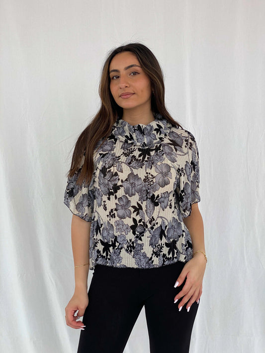 Beautiful Vintage Gray Floral Mesh Top with Open Back - Balagan Vintage Half Sleeve Top 00s, Deals, floral, floral mesh, floral top, Rama
