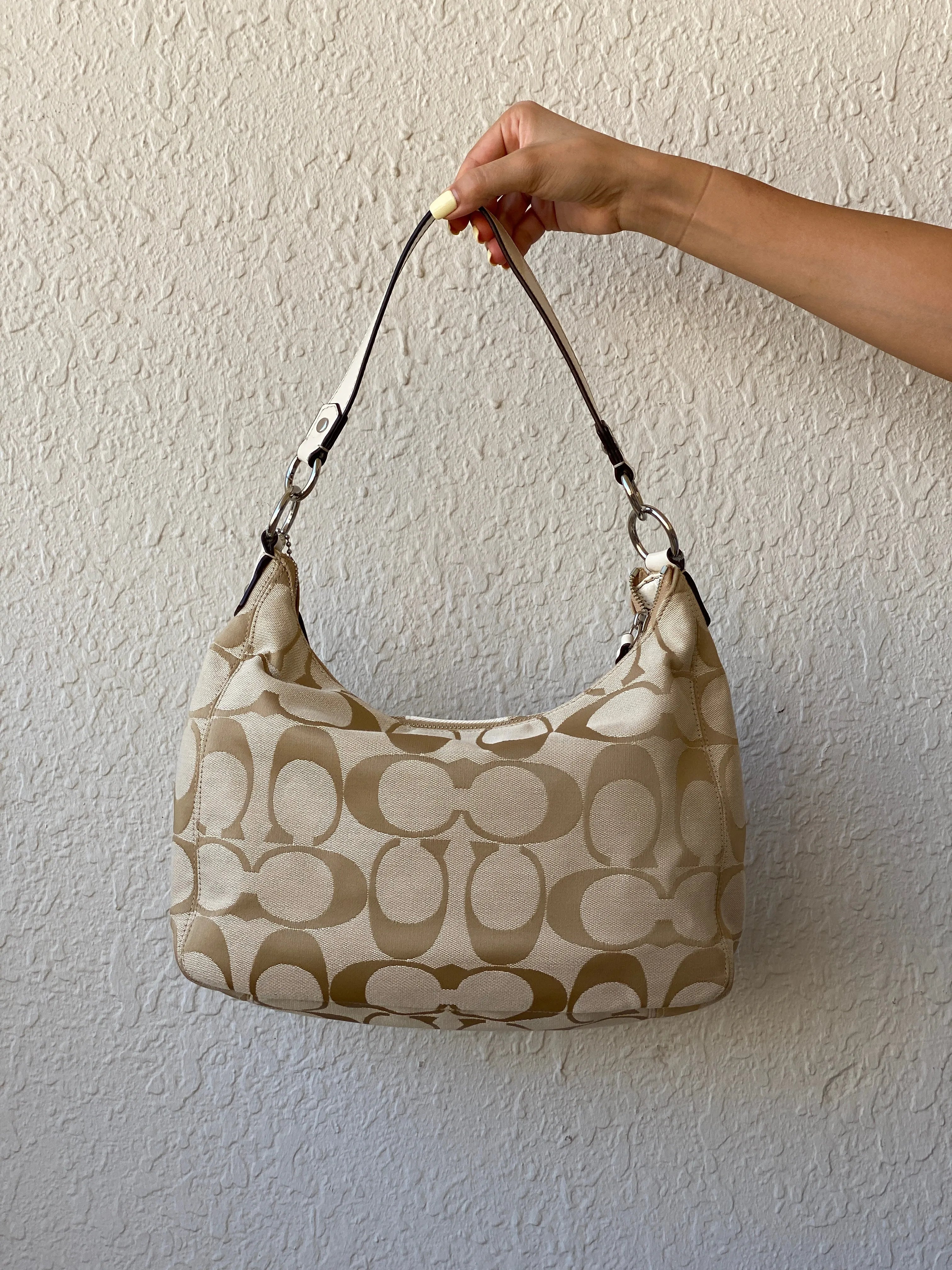 Brand New Coach Signature C Beige Jacquard Canvas Monogram White Stripe Convertible Hobo Shoulder Bag - F19281 - Balagan Vintage Shoulder Bag 00s, 90s, bag, Coach Bag, consignment, Hamza Abdeen, NEW IN, New With Tags, shoulder bag, Y2K