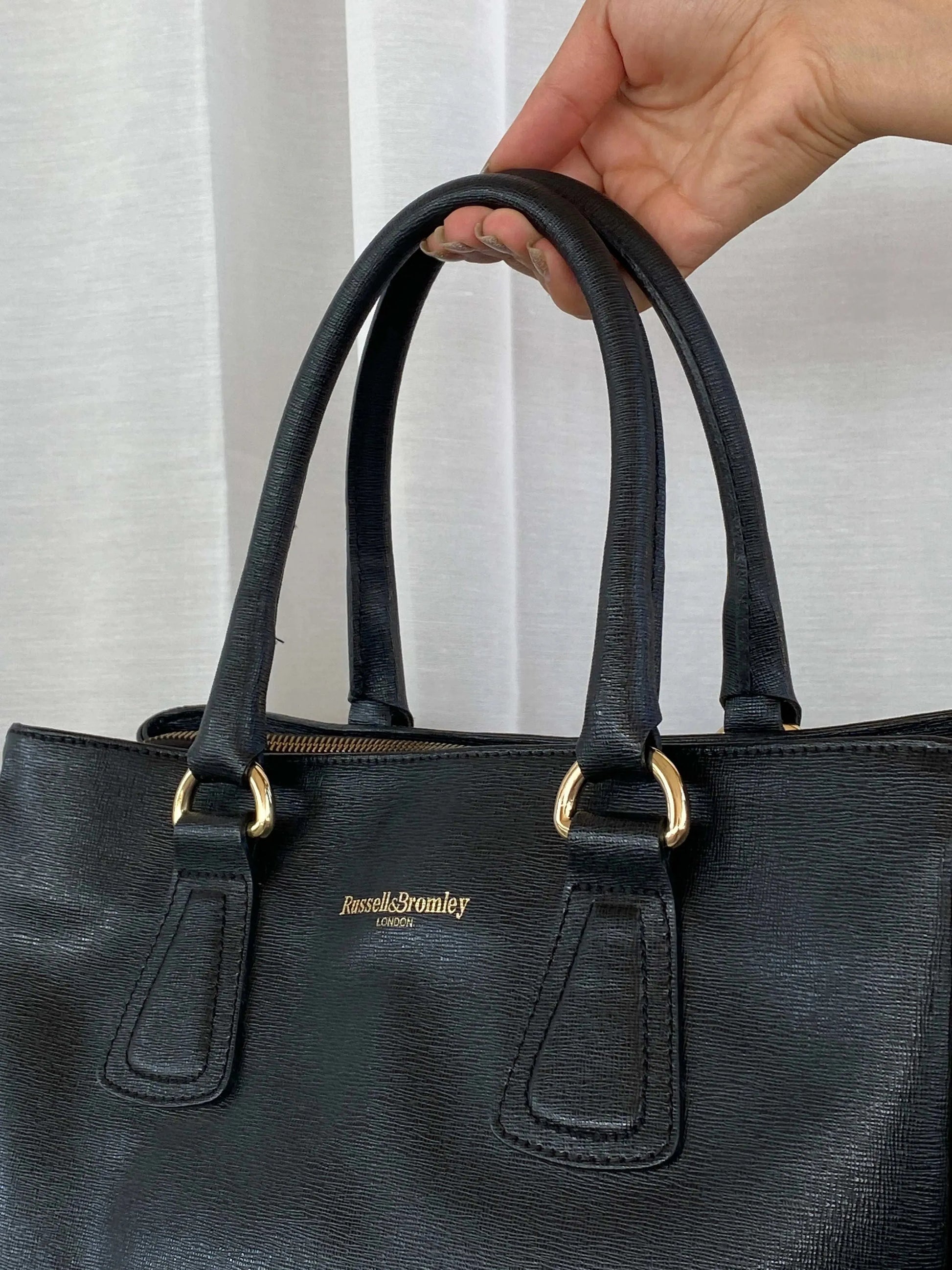 Classic Russel & Bromley London Black Leather Work Bag - Balagan Vintage Handbags 90s, consignment, Sadouf