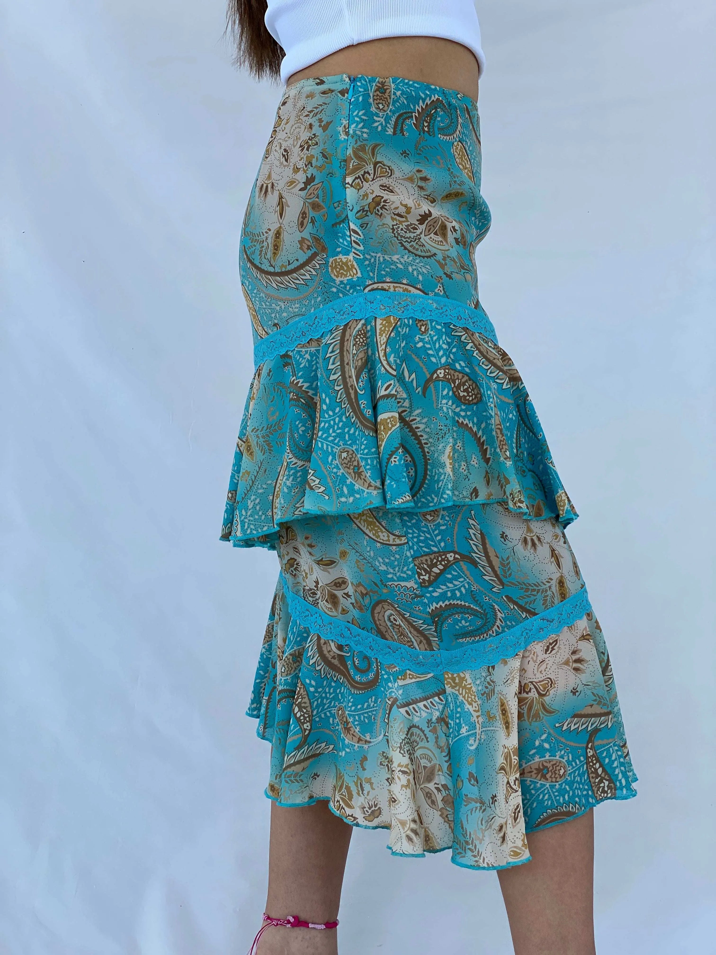 Dreamy Vintage Blue Layered Midi Skirt - Size M - Balagan Vintage Midi Skirt 90s, floral, floral print, floral skirt, Juana, midi skirt