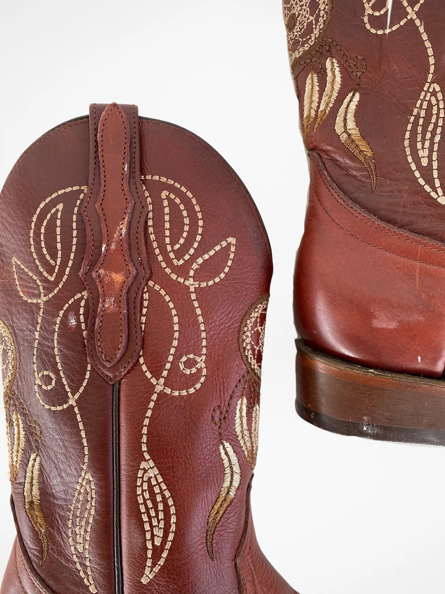 El General Western Embroidered Brown Nubuck Leather Women’s Rodeo Classics Cowboy Boots - Balagan Vintage Boots 00s, 90s, Boots, brown leather, cowboy, cowboy boots, shoes