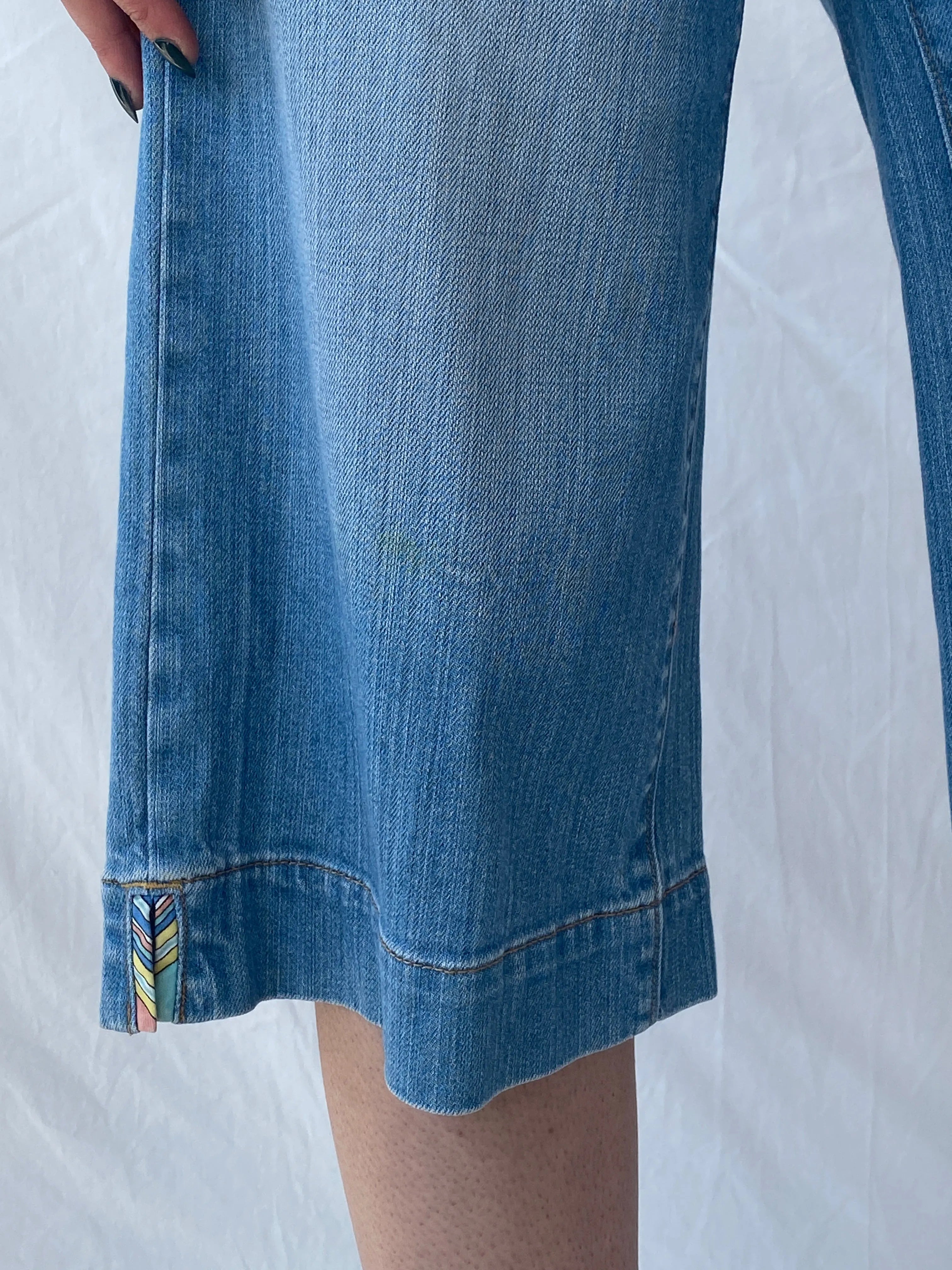 GAP Knee Length Jorts Mid-Rise Denim Shorts - 38EUR - Balagan Vintage Shorts 00s, 90s, Bermuda Shorts, Mira, Office core, shorts, striped, winter