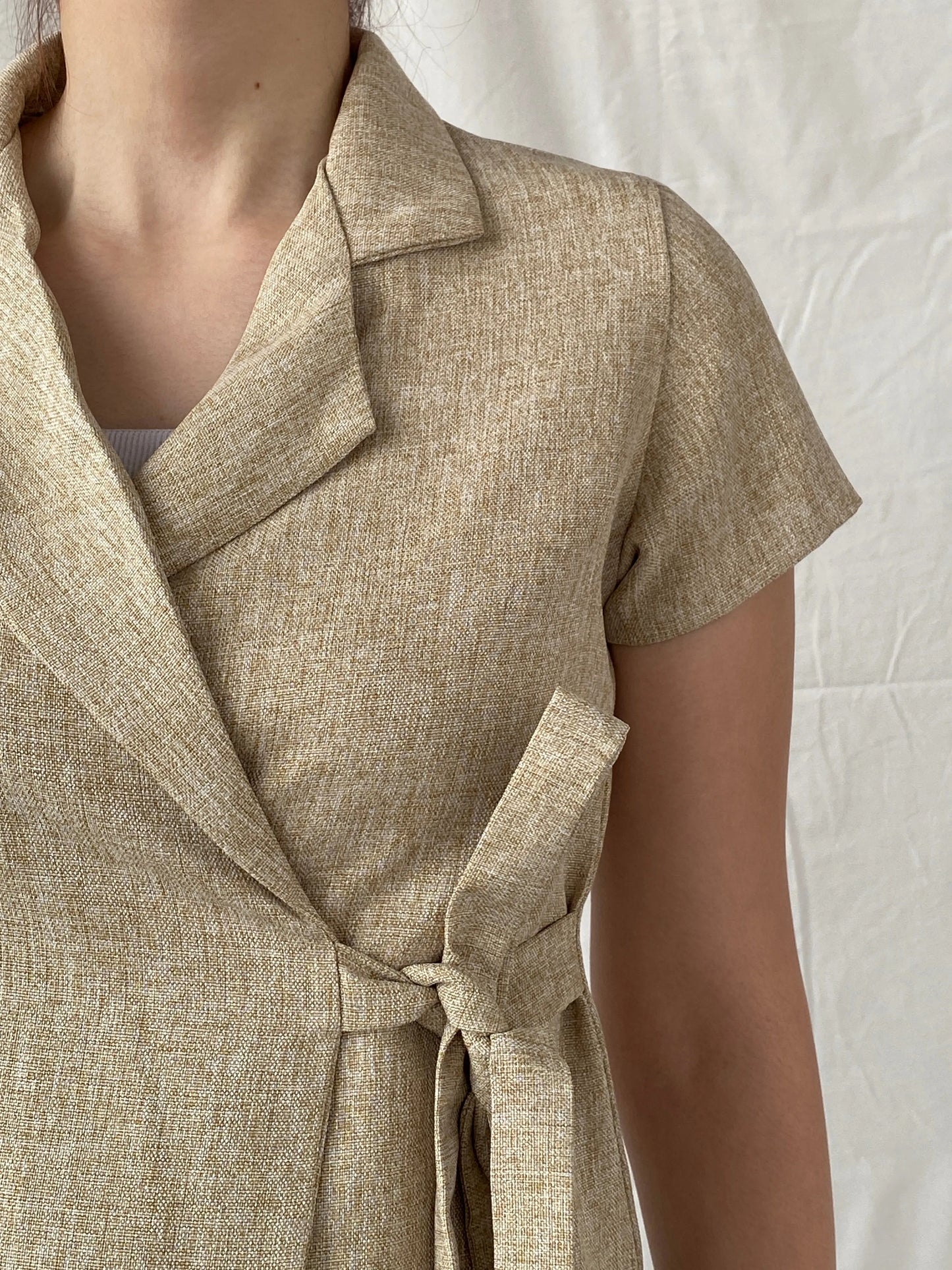 Gorgeous Hana Milin Cotton Linen Blend Women’s Beige Short Sleeve Wrap Blazer - S - Balagan Vintage Half Sleeve Blazer 00s, Ayah, blazer, Coats&Jackets, half sleeve blazer, vintage blazer, Women's Blazers