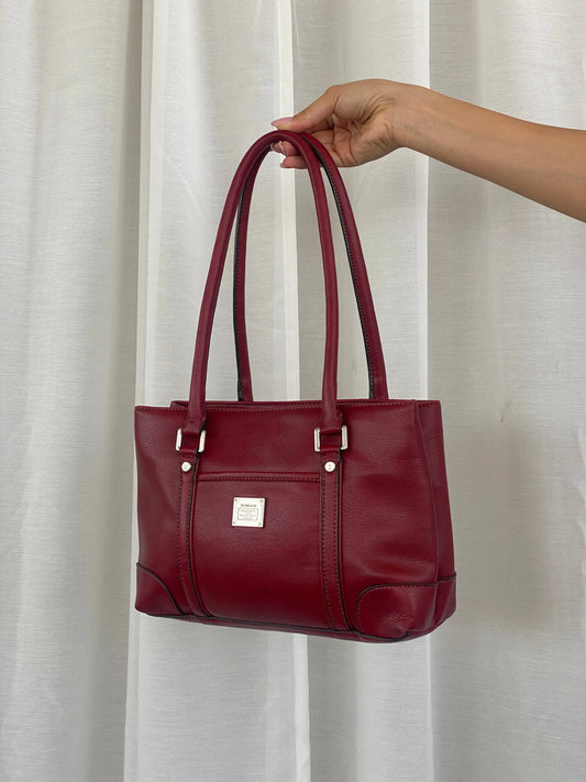 Gorgeous Liz Claiborne Purse Women’s Red Shoulder Bag - Balagan Vintage Handbags 00s, 90s, bag, red leather, shoulder bag, Y2K