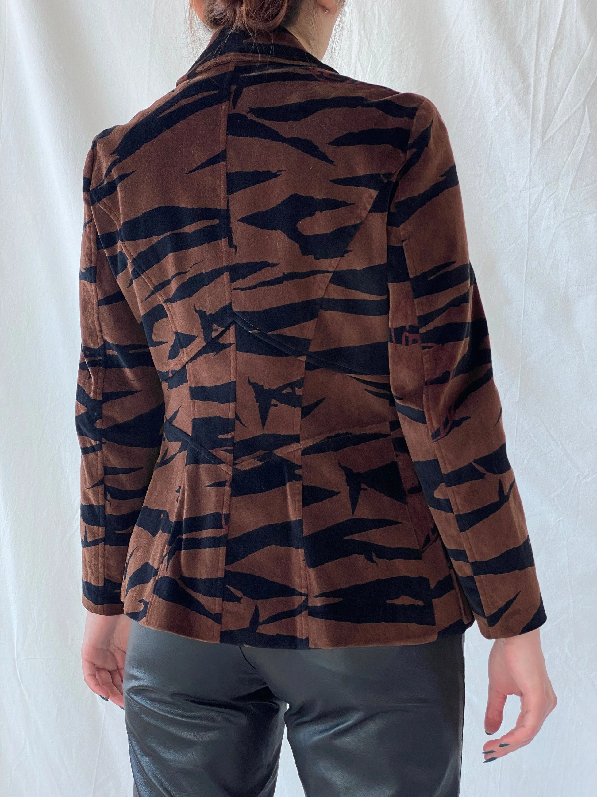 Gorgeous Vintage 90s KENZO JEANS Velvet Tiger Print Brown & Black Heavy Blazer - M - Balagan Vintage Blazer 00s, animal print, Ayah, blazer, Coats&Jackets, consignment, full sleeve blazer, Melika, vintage blazer, Women's Blazers