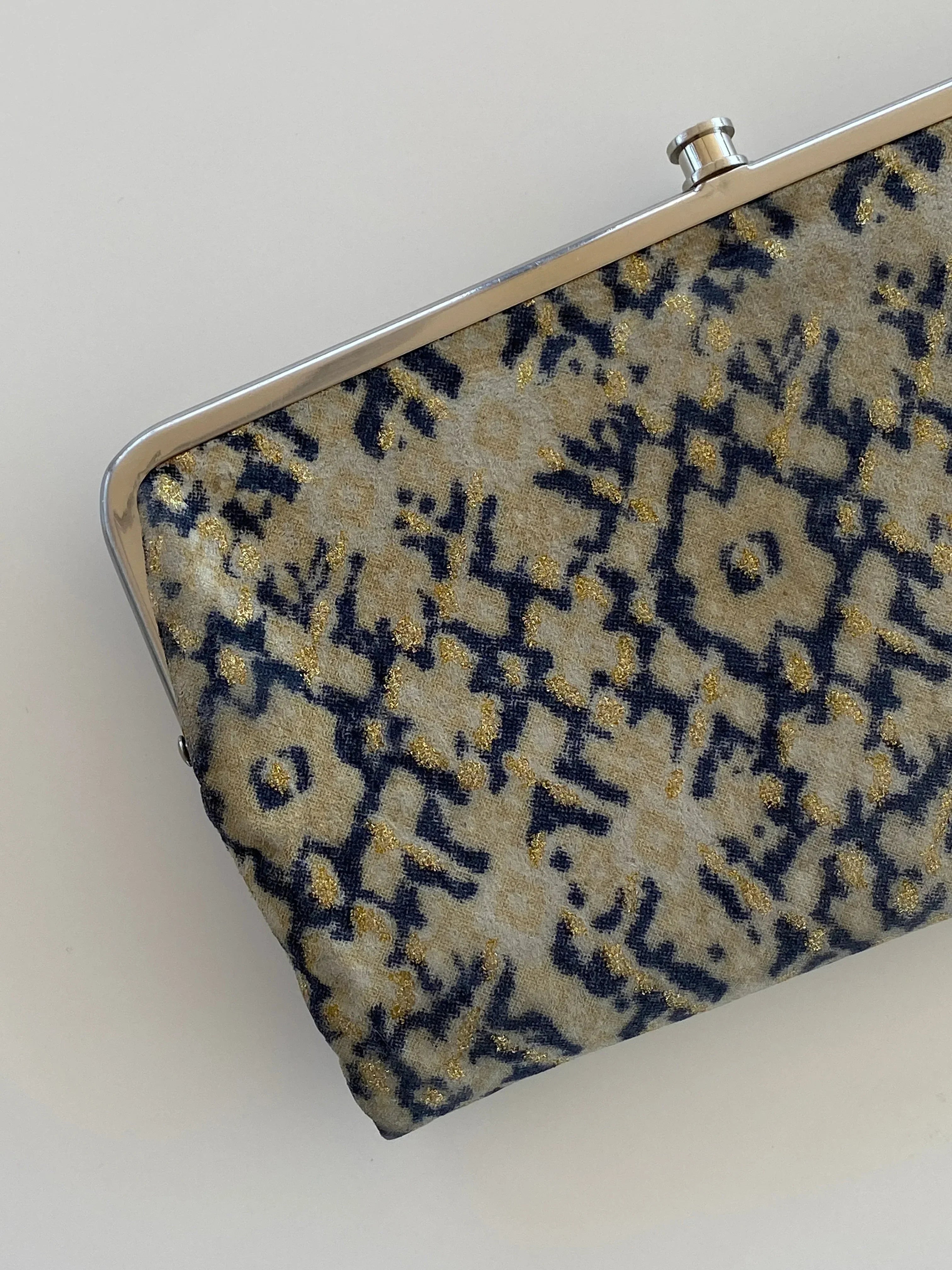 Hobo Blue & Tan Genuine Leather Clutch Wallet - Balagan Vintage Clutch 00s, 90s, bag, consignment, NEW IN, Rand, shoulder bag, Y2K