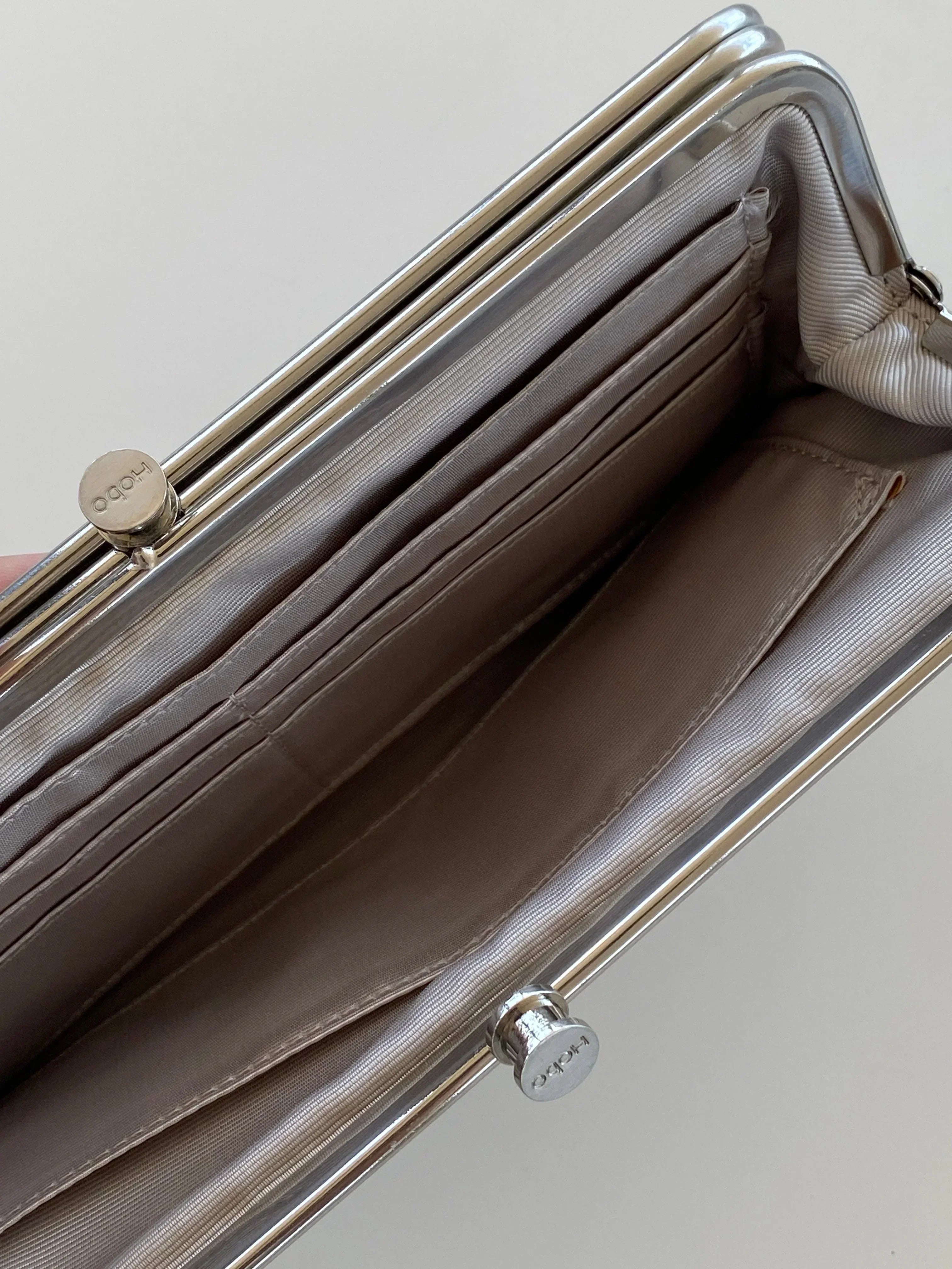 Hobo Blue & Tan Genuine Leather Clutch Wallet - Balagan Vintage Clutch 00s, 90s, bag, consignment, NEW IN, Rand, shoulder bag, Y2K