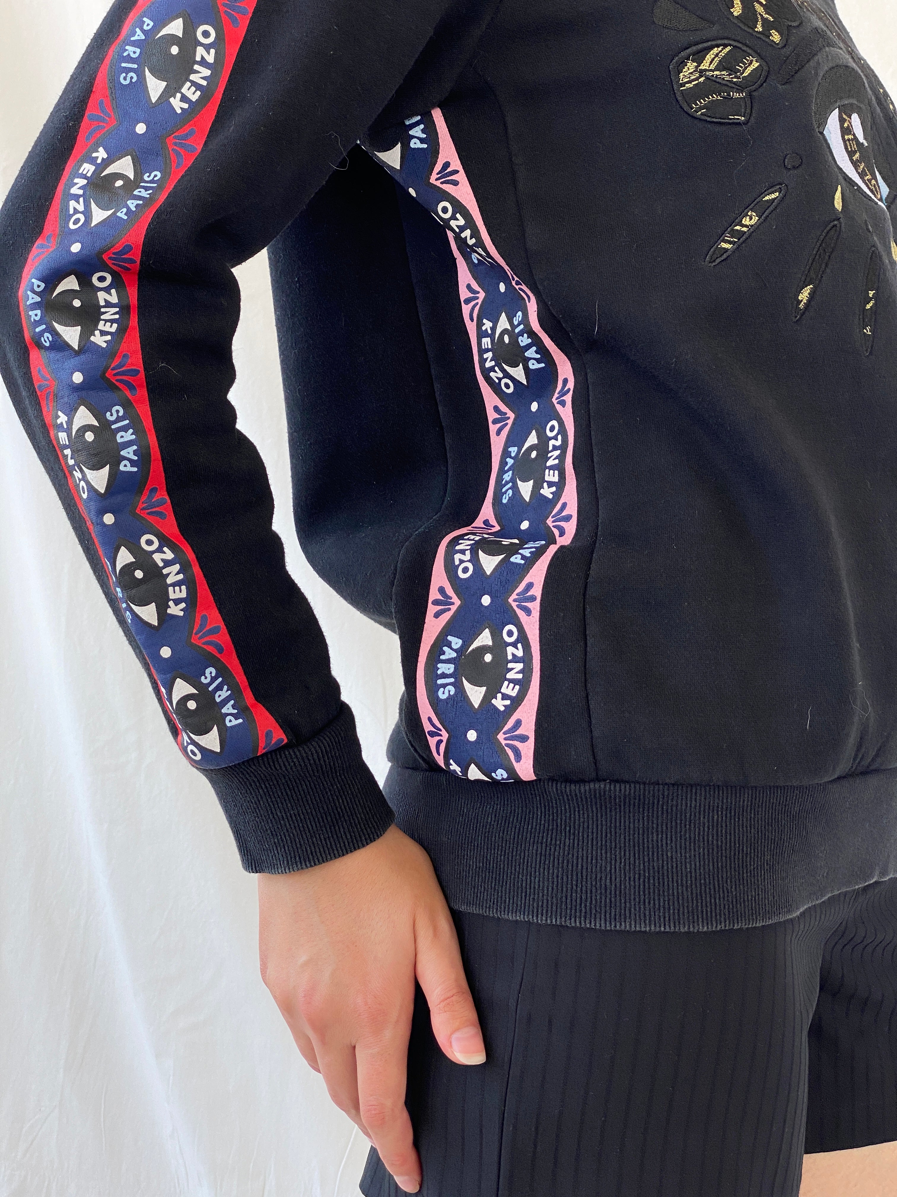 Kenzo Paris Black Fleece Eye Print Crew Neck Cotton Sweatshirt - L - Balagan Vintage Sweater 00s, Ayah, consignment, cotton, Hala, kenzo, winter, women top