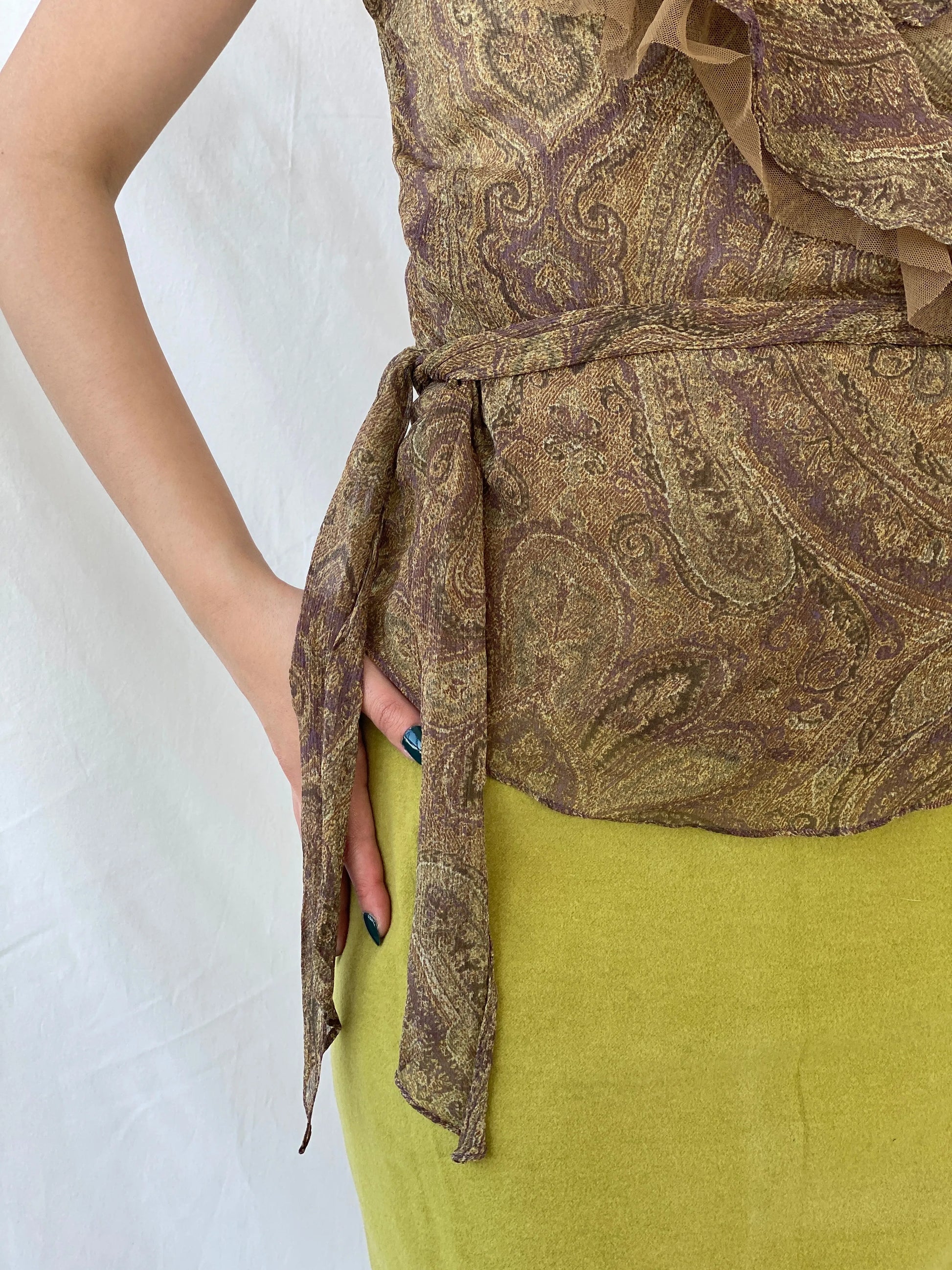 Lauren By Ralph Lauren Brown Paisley Ruffle-Trim Wrap Blouse - L - Balagan Vintage Sleeveless Top 00s, 90s, Ayah, consignment, Melika, ralph lauren, sleeveless top