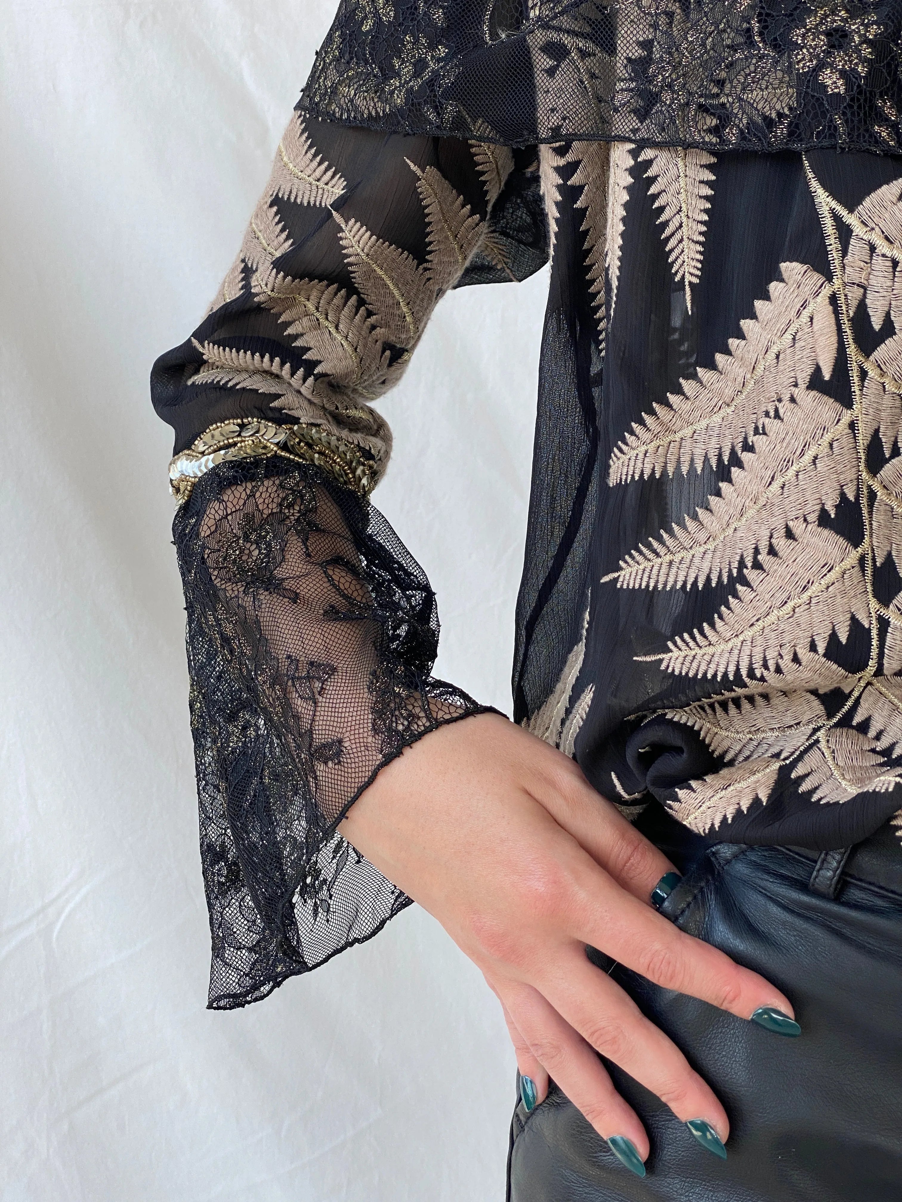Laurie And Joe Bohemian Black Sheer and Lace Embroidered Off Shoulders Top - M - Balagan Vintage Full Sleeve Top 00s, Ayah, consignment, floral, Janan, women top