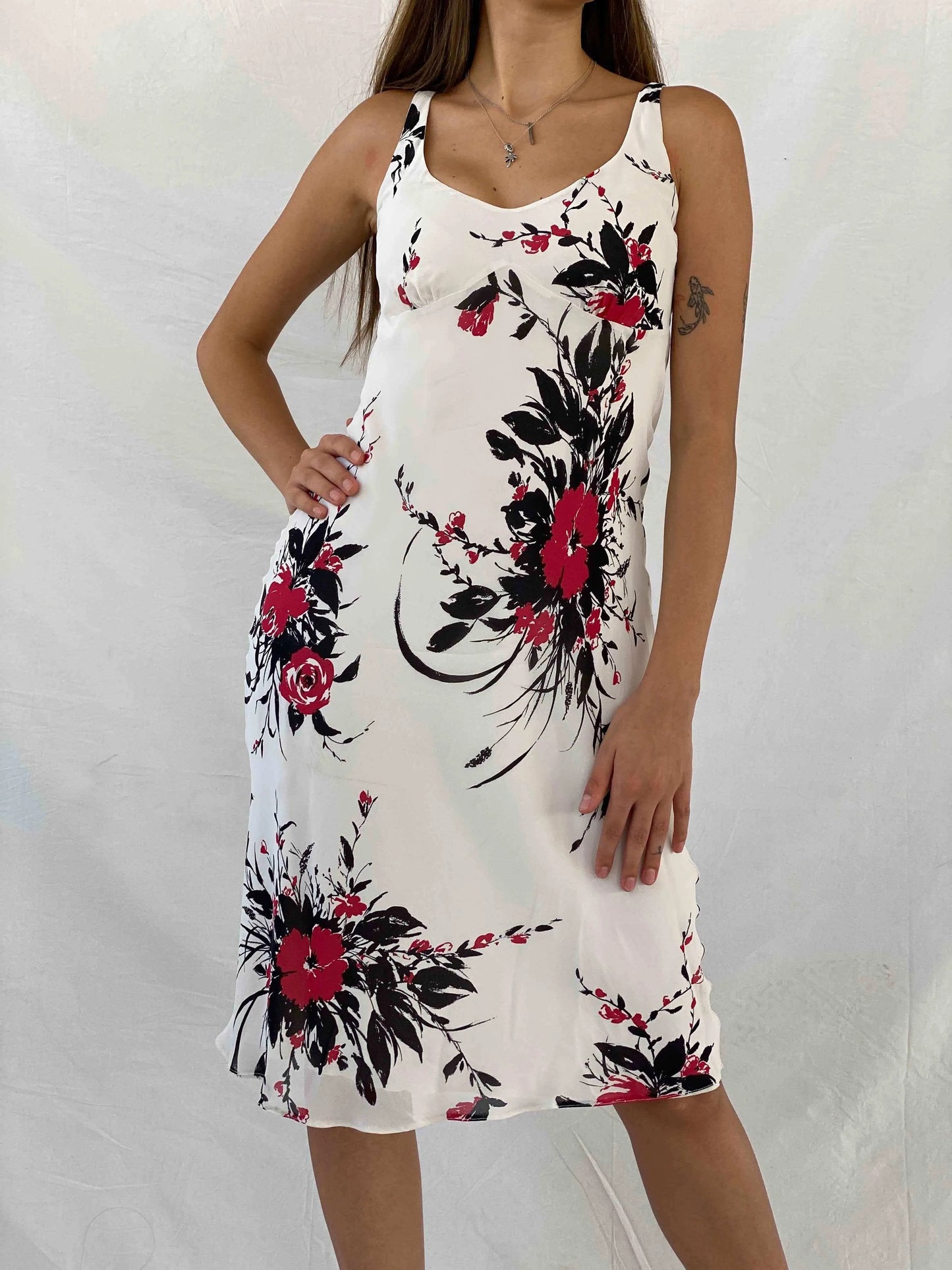 Marks & Spencer Floral Midi Dress - Balagan Vintage Midi Dress 00s, 90s, dress, floral dress, Mira, Wedding Guest