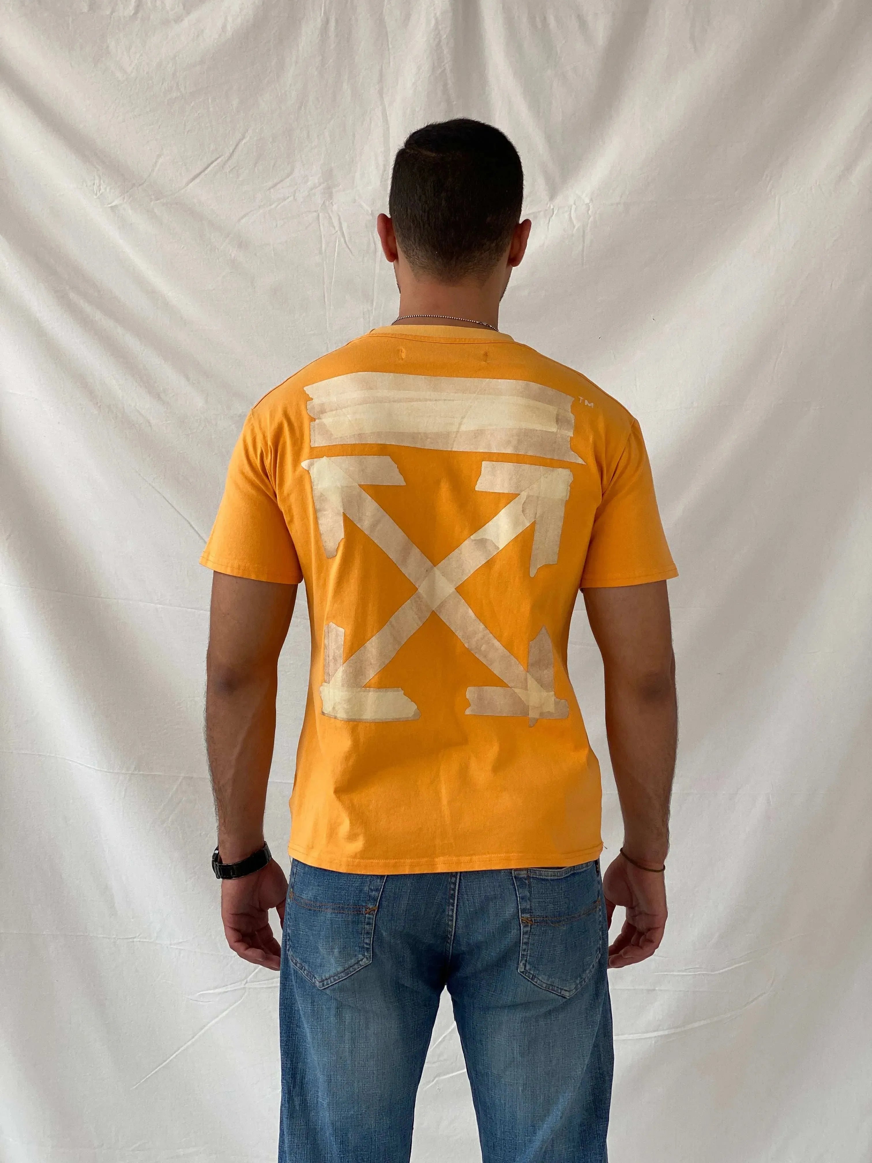 OFF-WHITE Graphic Tape Arrows Crewneck Orange T-Shirt - L - Balagan Vintage Half Sleeve Top 00s, consignment, Deals, Joe, men top, Ramez