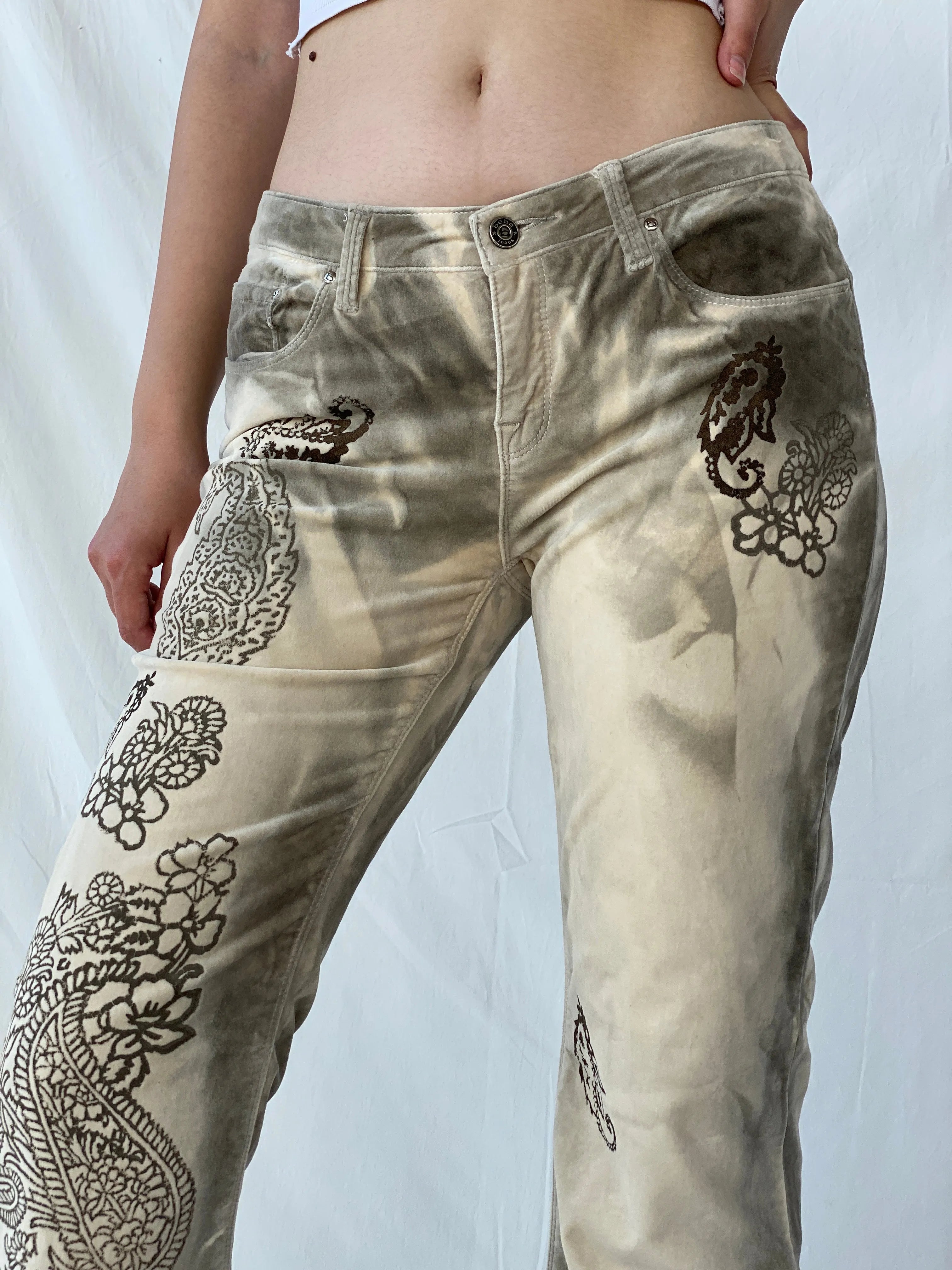 Rare Vintage Bebe Jeans Gray & Beige Tones Graphic Flared Velvet Pants - 38EUR - Balagan Vintage Pants Ayah, Deals, pants, rare find, rare vintage, vintage pants, women pants