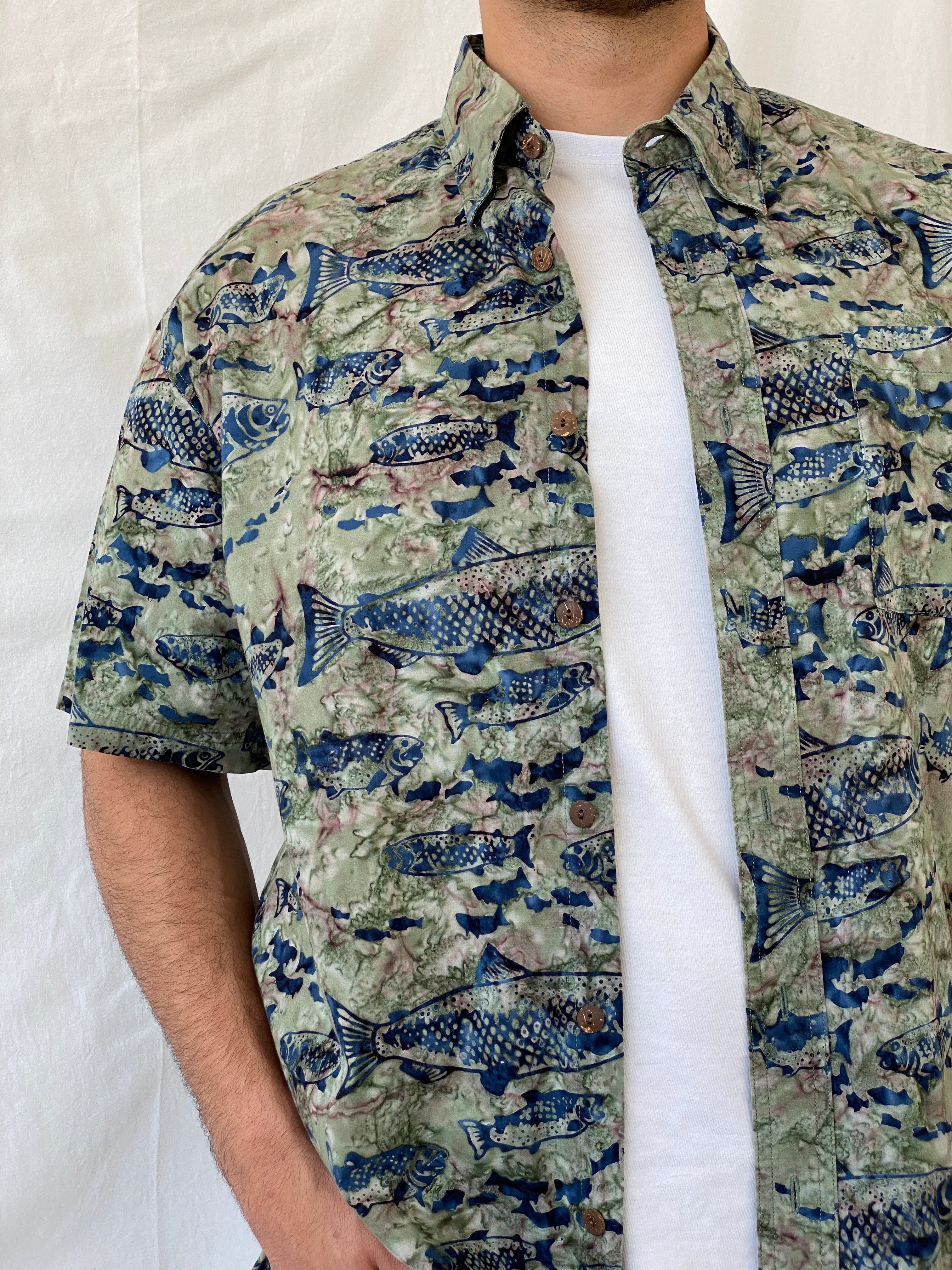 Redington Men’s Short Sleeve Tie Dye Green Fishing Button Up Fish Print Shirt - L - Balagan Vintage Half Sleeve Shirt 90s, half sleeve shirt, Hawaiian shirt, mens shirt, NEW IN, printed shirt, Ramez, silk