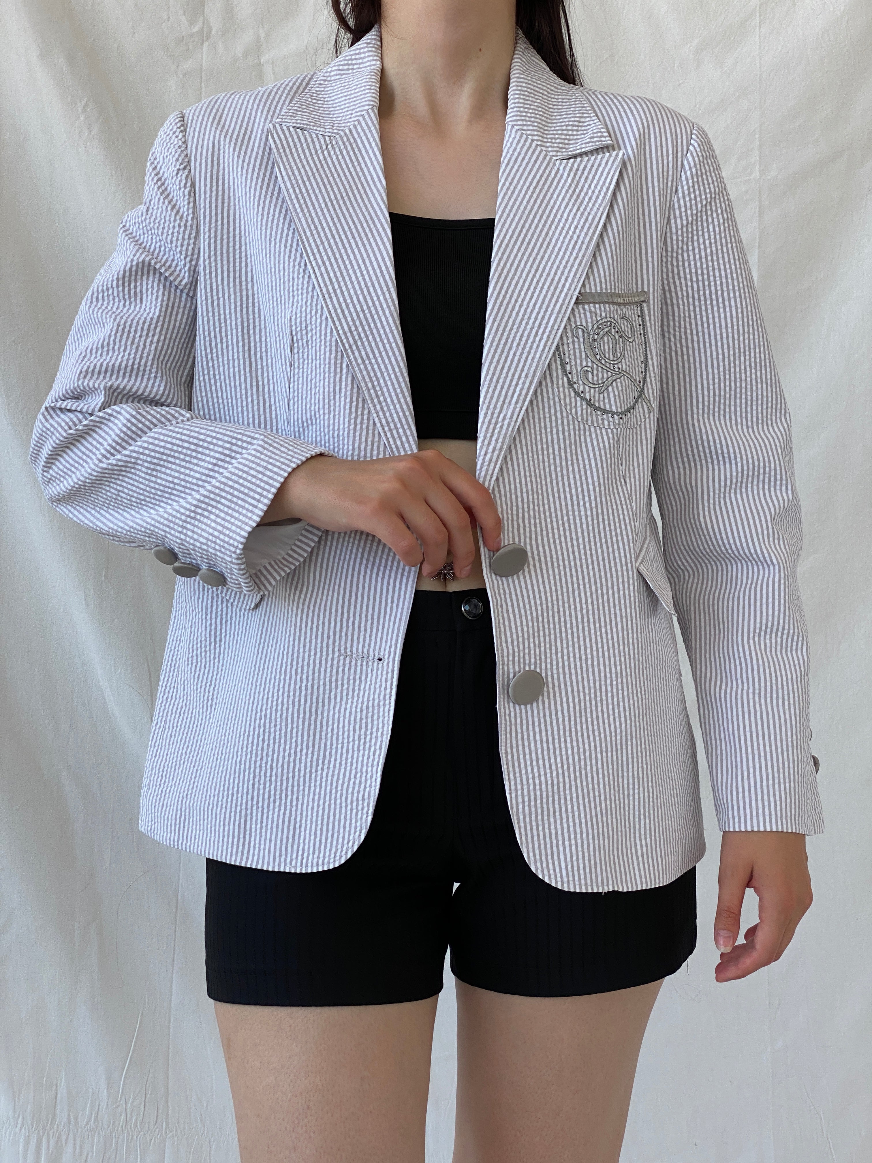 Seleste GiYim Cotton Striped Blazer Crest Patch Preppy Academic-Core Seersucker Jacket - L - Balagan Vintage Blazer 00s, Ayah, blazer, Coats&Jackets, consignment, denim, floral, full sleeve blazer, NEW IN, Shereen, winter, Women's Blazers