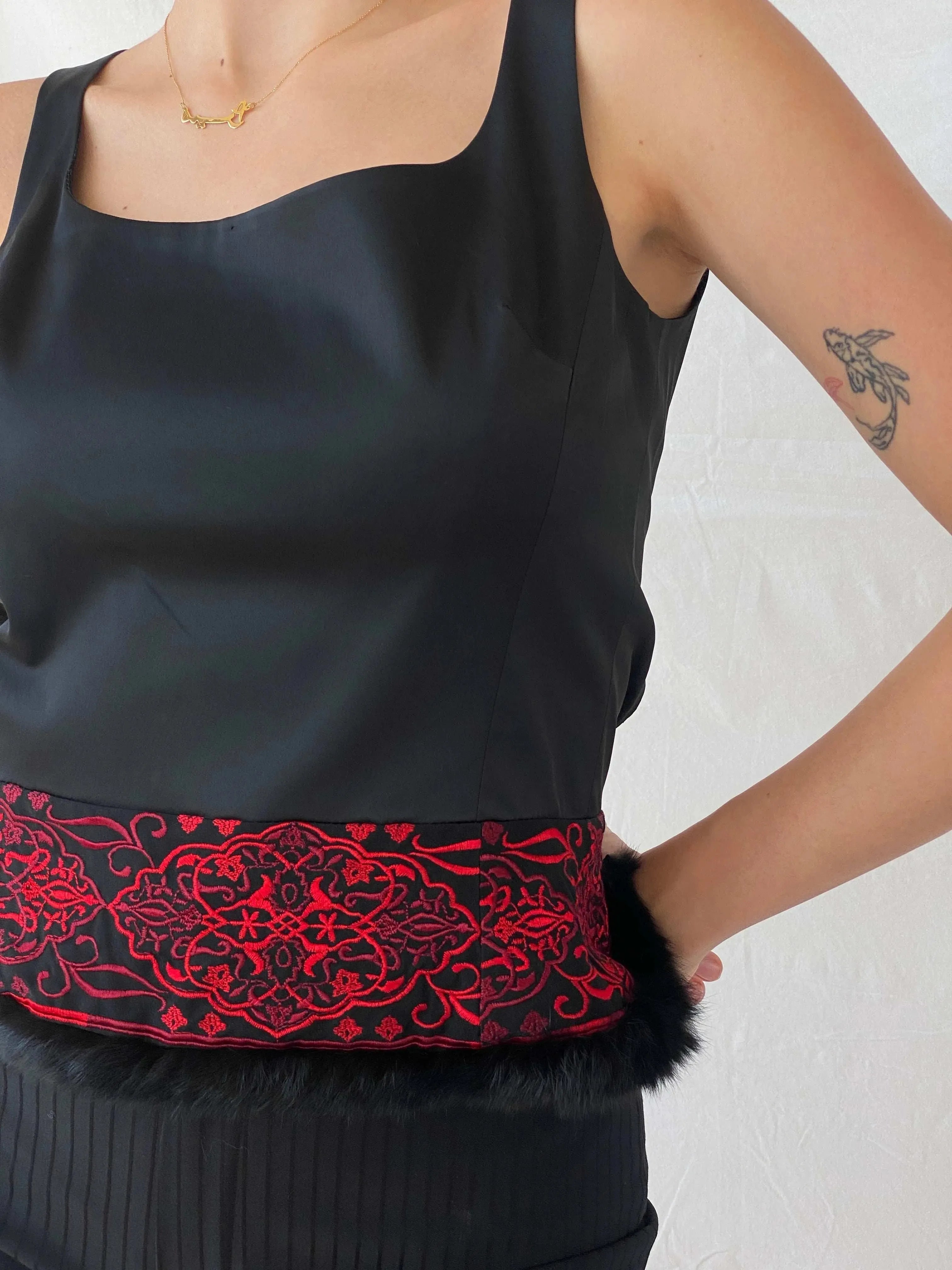 Sinéquanone Paris Open Back Black Red Embroidery Top - M - Balagan Vintage Sleeveless Top floral embroidery, Mira, sleeveless top, women top