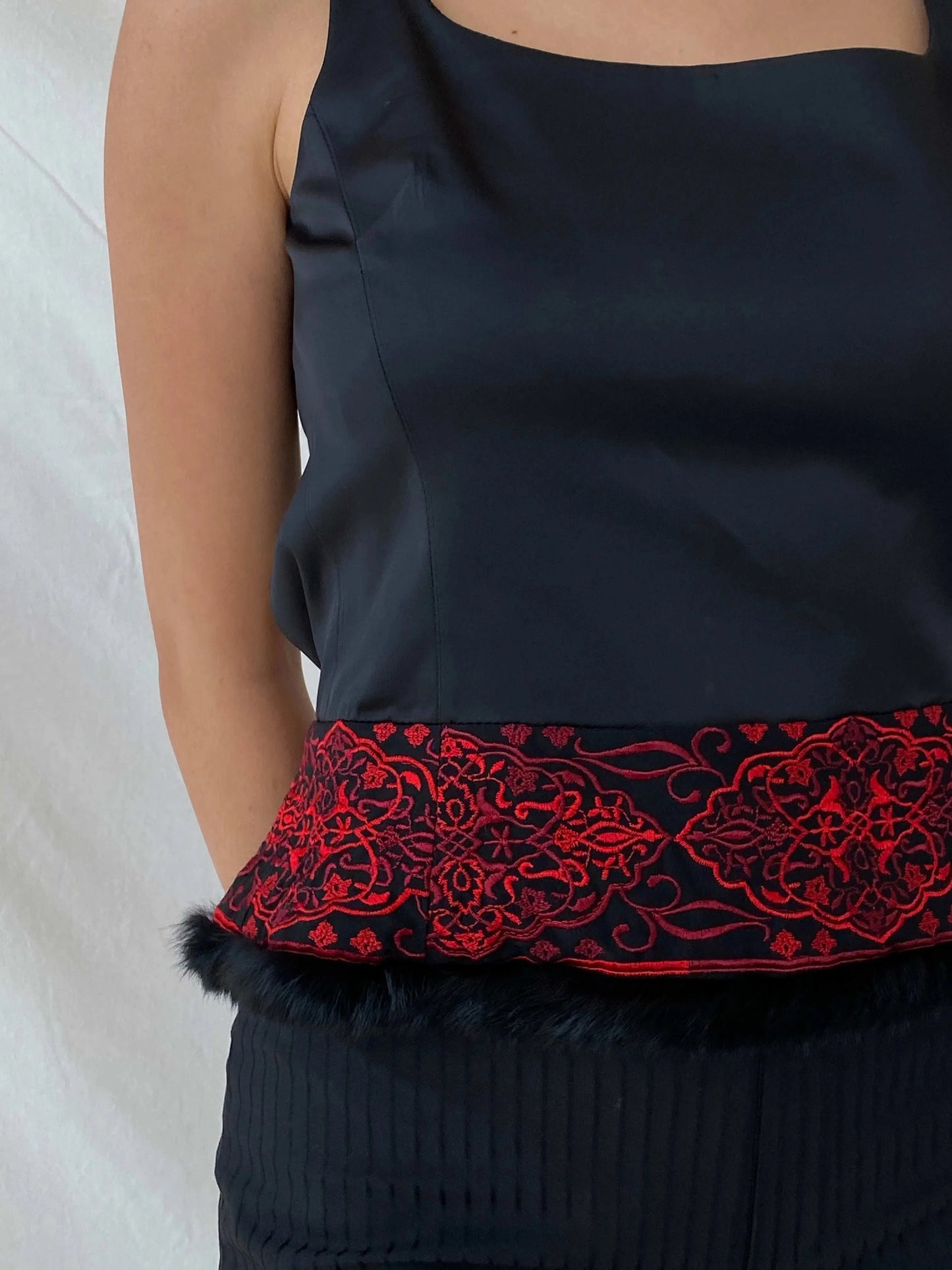 Sinéquanone Paris Open Back Black Red Embroidery Top - M - Balagan Vintage Sleeveless Top floral embroidery, Mira, sleeveless top, women top