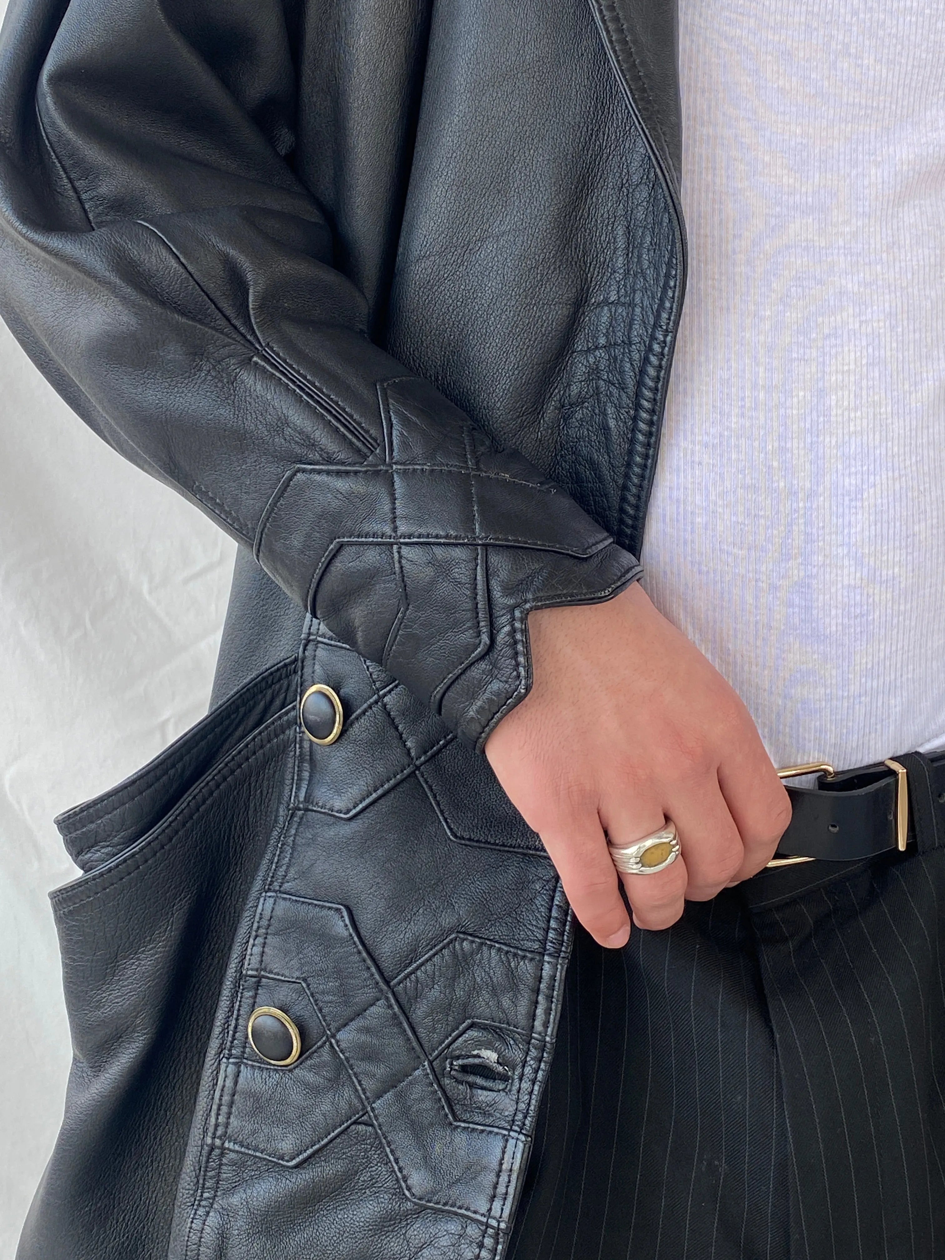 Statement 90s Vintage Genuine Italian Black Leather Coat with Geometric Details - L - Balagan Vintage Leather Jacket 90s, consignment, Farah, genuine leather, genuine leather jacket, Hamza, leather blazer, winter