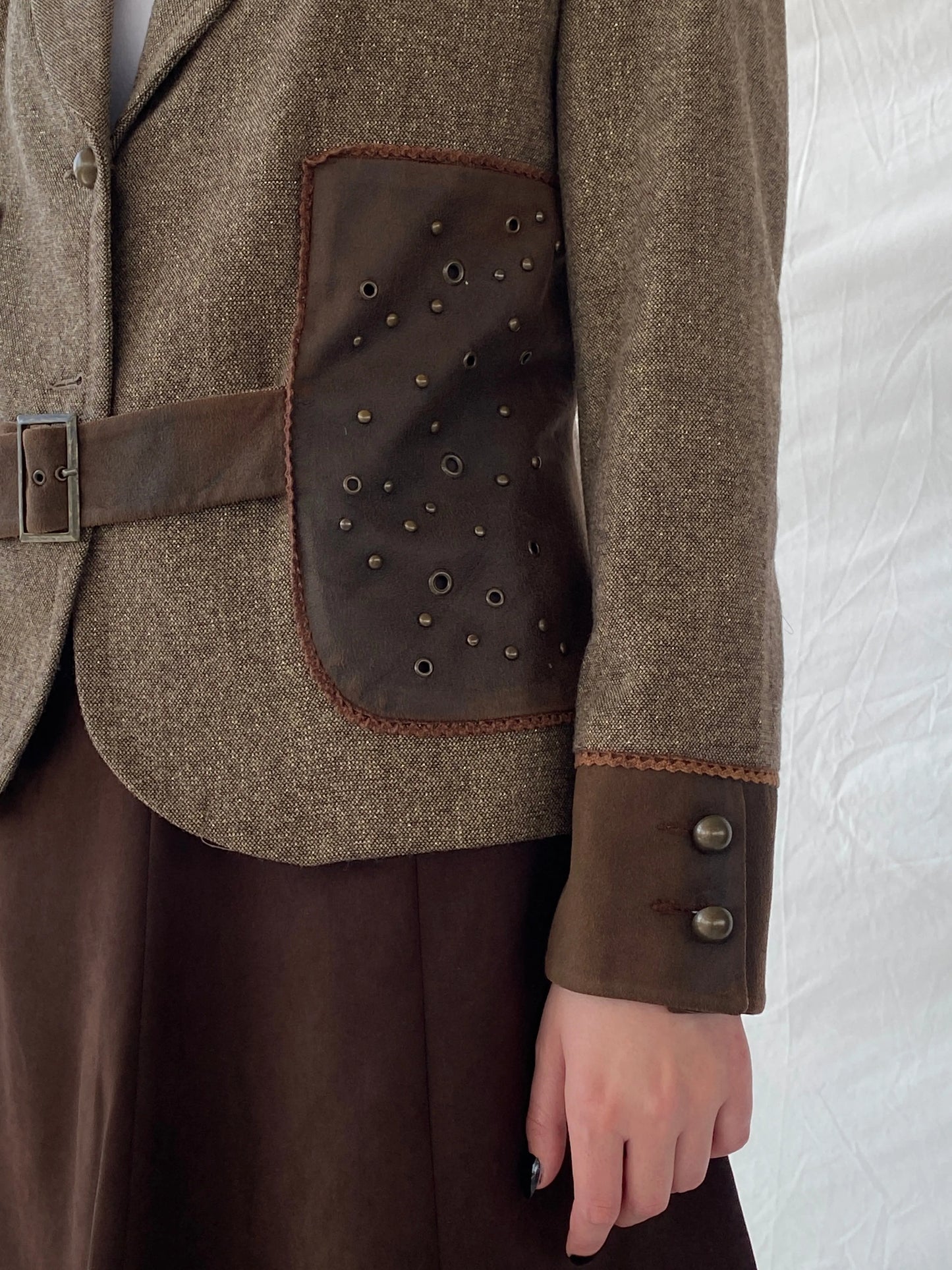 Statement Gürler Giyim Women’s Suede-Like Patches Brown Blazer - L - Balagan Vintage Blazer 00s, Ayah, blazer, Coats&Jackets, consignment, Dana, tweed blazer, vintage blazer, Women's Blazers