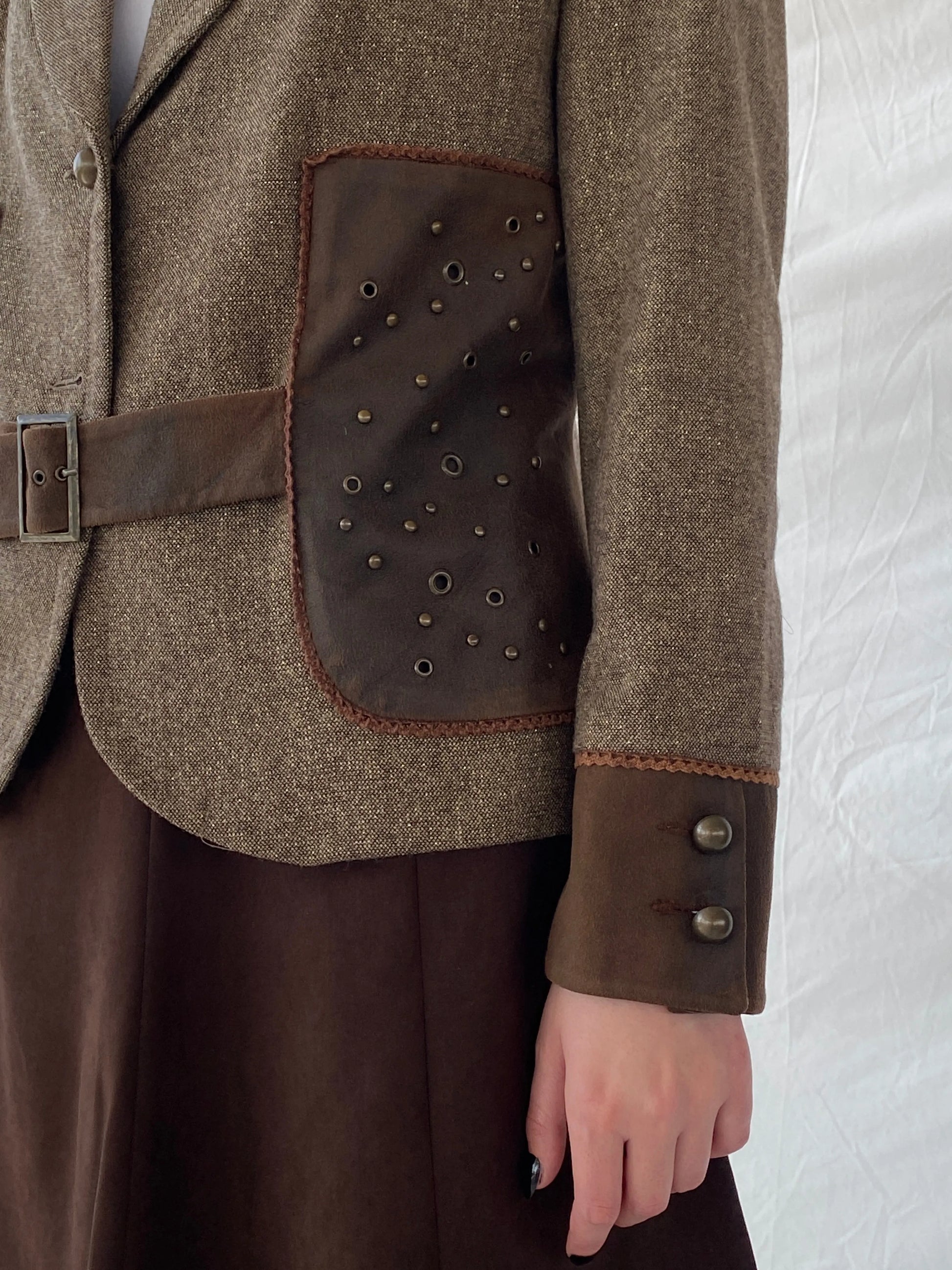 Statement Gürler Giyim Women’s Suede-Like Patches Brown Blazer - L - Balagan Vintage Blazer 00s, Ayah, blazer, Coats&Jackets, consignment, Dana, tweed blazer, vintage blazer, Women's Blazers