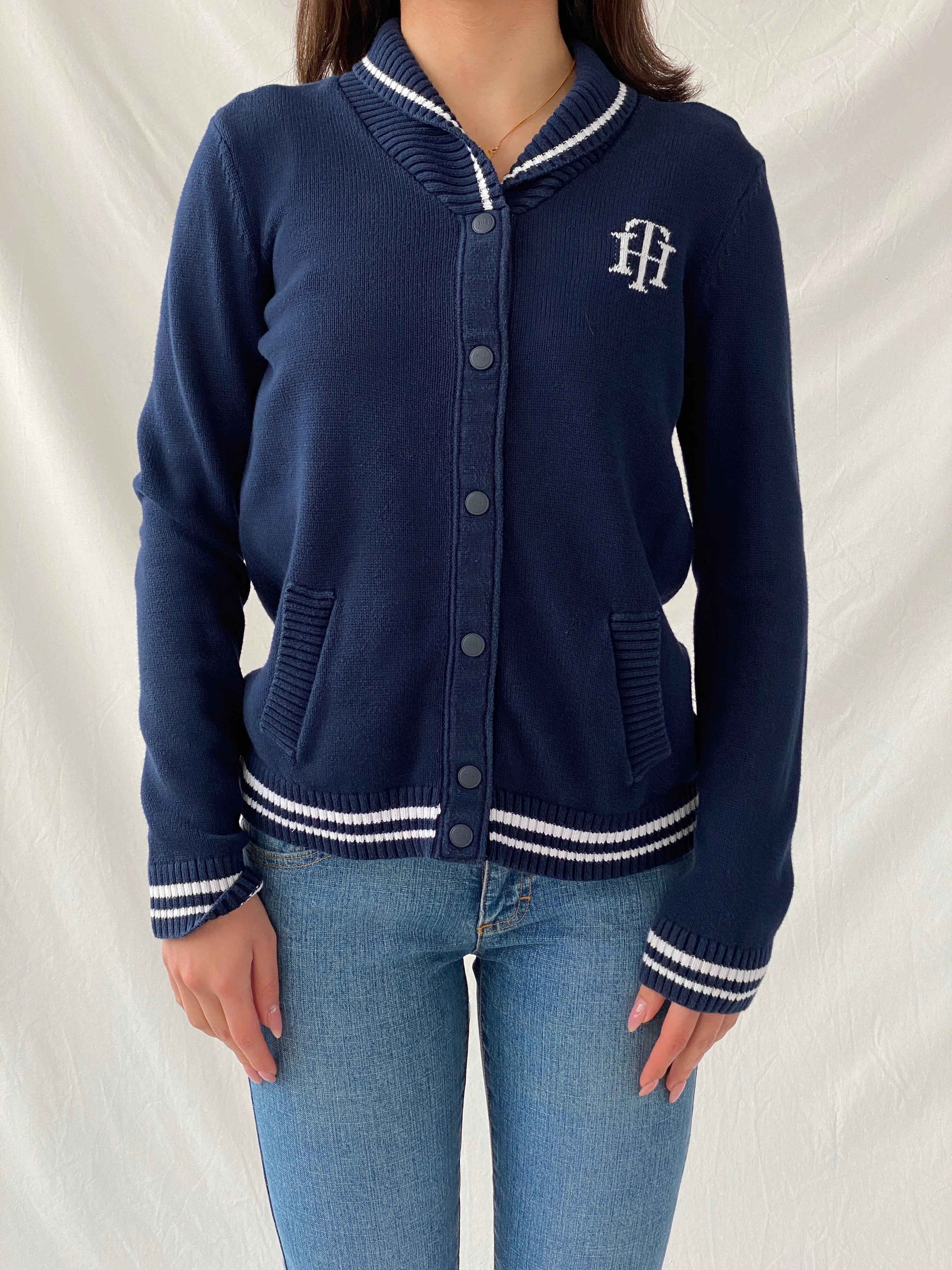 Tommy Hilfiger TH Logo Cotton Jumper Varsity Jacket - S - Balagan Vintage Full Sleeve Shirt 90s, Christine, knit, knitted cardigan, Tommy hilfiger, Tommy jeans, winter