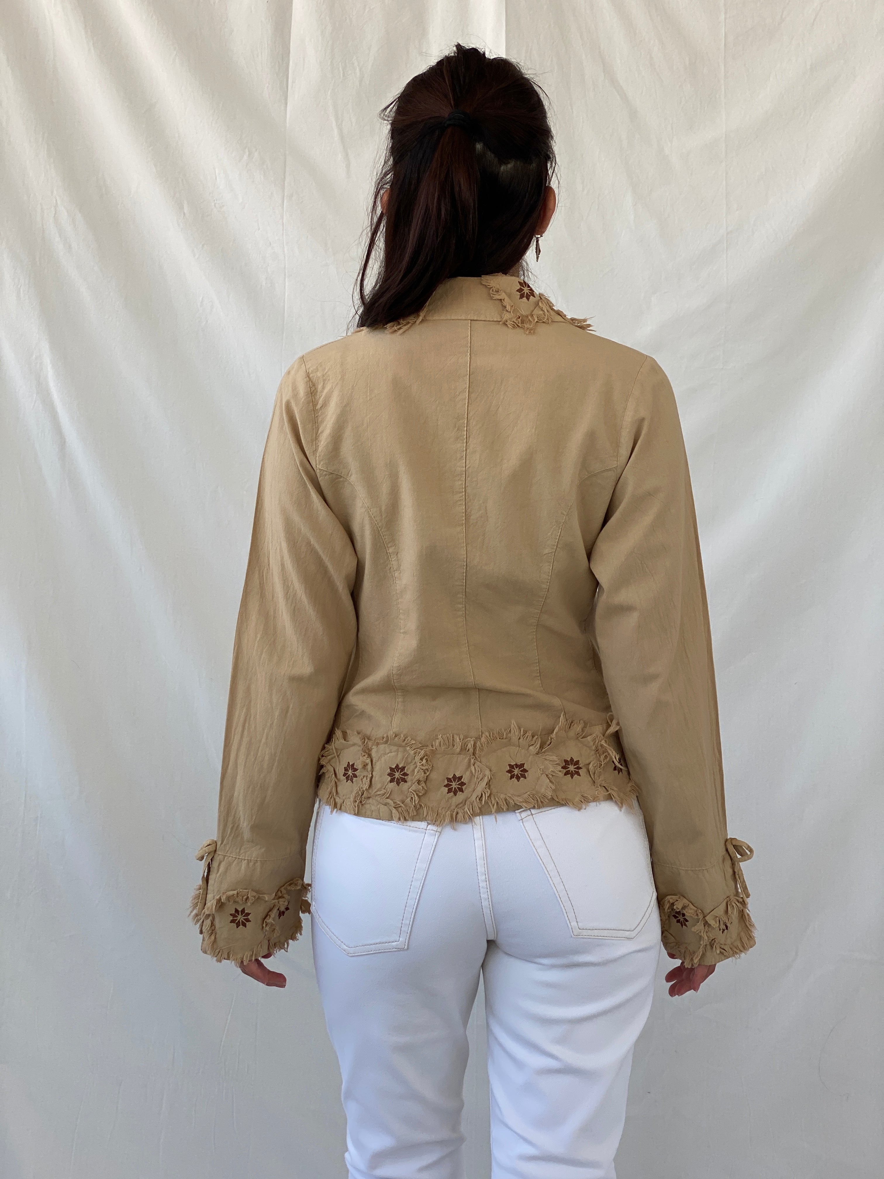 Unique Vintage Western Beige Floral Embroidered Frayed Patches Long Sleeve Button Up Women’s Shirt - M - Balagan Vintage Full Sleeve Shirt 00s, Ayah, full sleeve shirt, NEW IN, summer