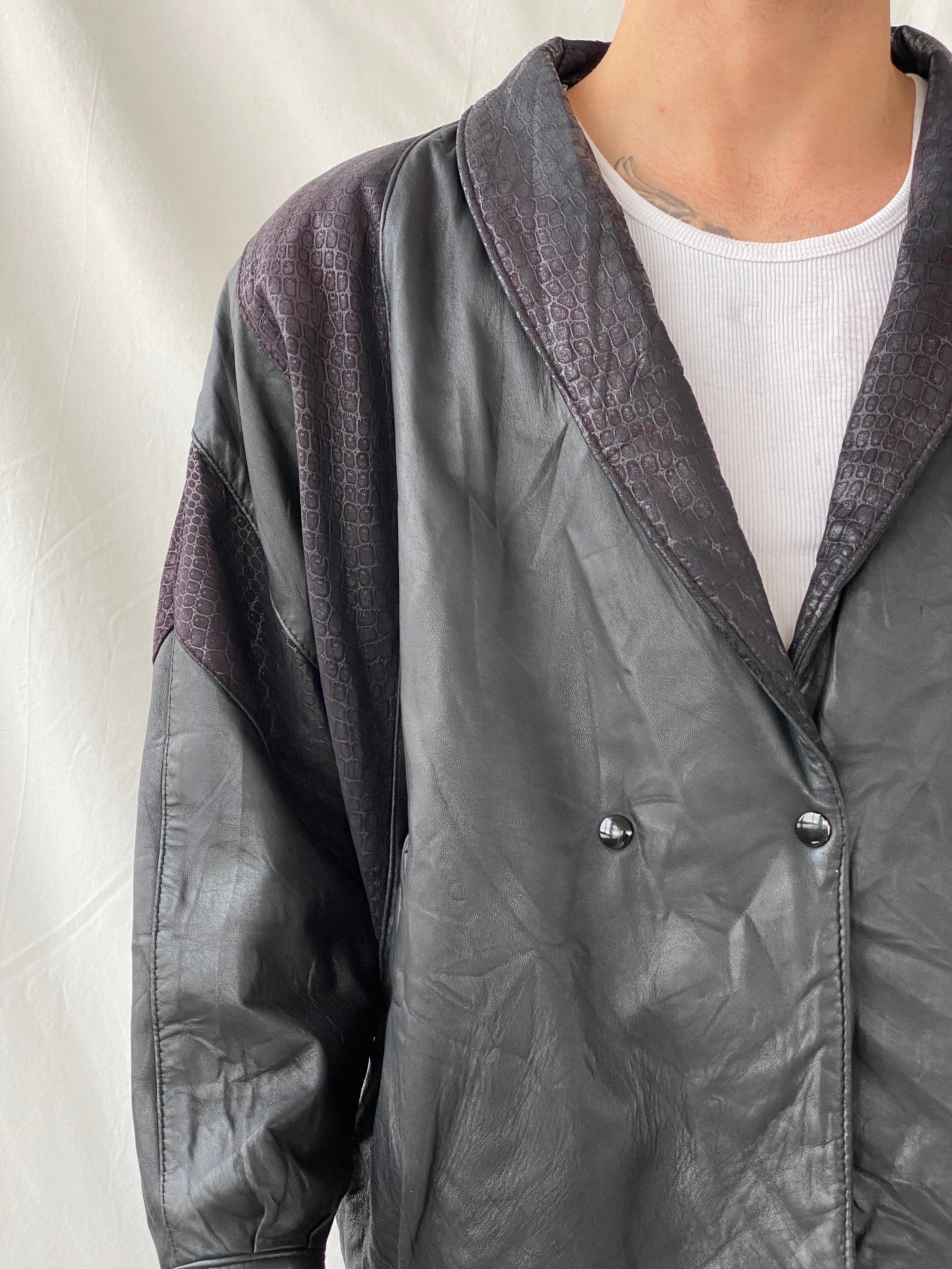 Vintage 70s Wm. Chris Genuine Leather Bomber Jacket With Snake Texture Details - M - Balagan Vintage Leather Jacket 90s, genuine leather, genuine leather jacket, Hamza, leather blazer, winter