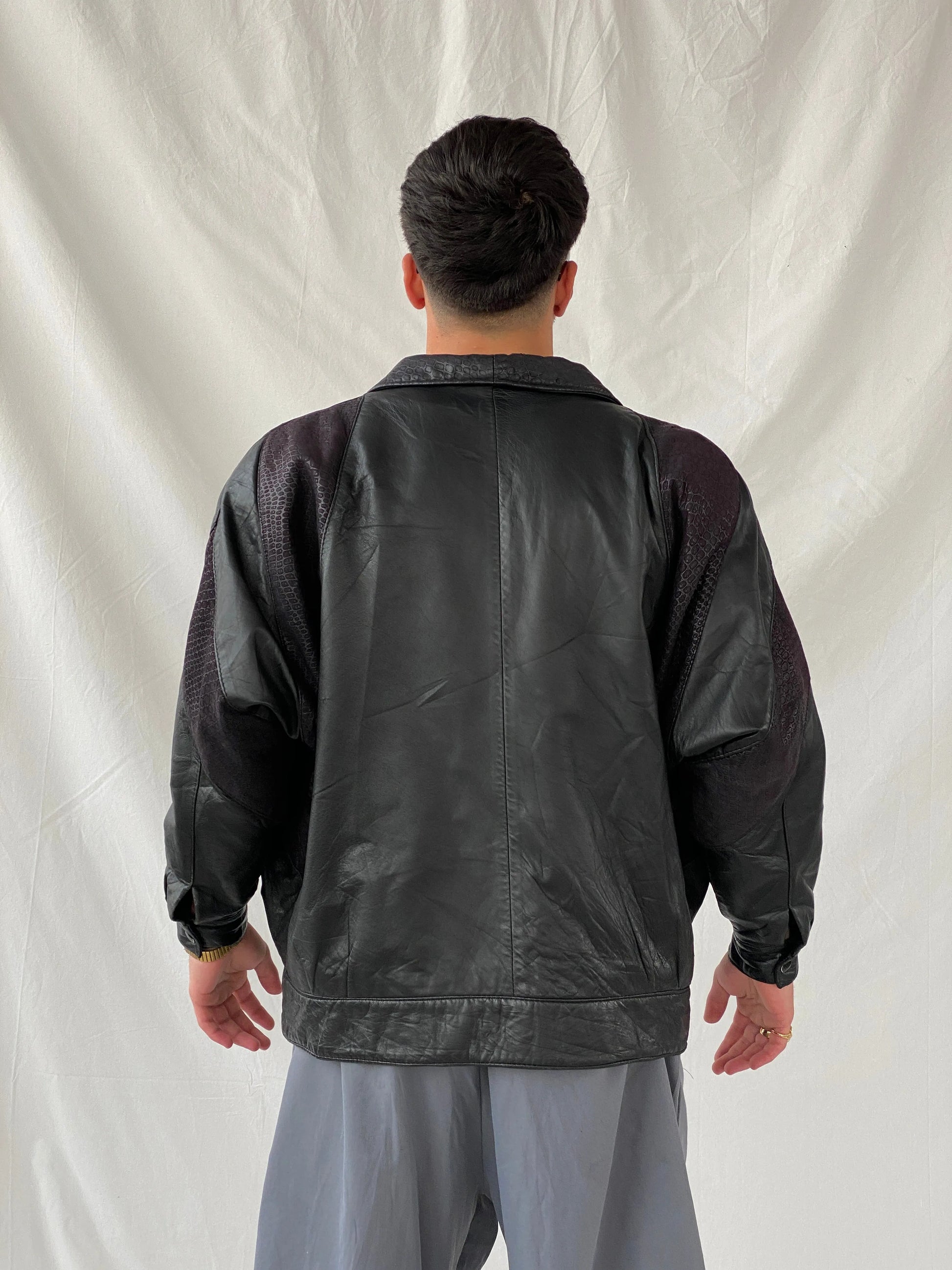 Vintage 70s Wm. Chris Genuine Leather Bomber Jacket With Snake Texture Details - M - Balagan Vintage Leather Jacket 90s, genuine leather, genuine leather jacket, Hamza, leather blazer, winter