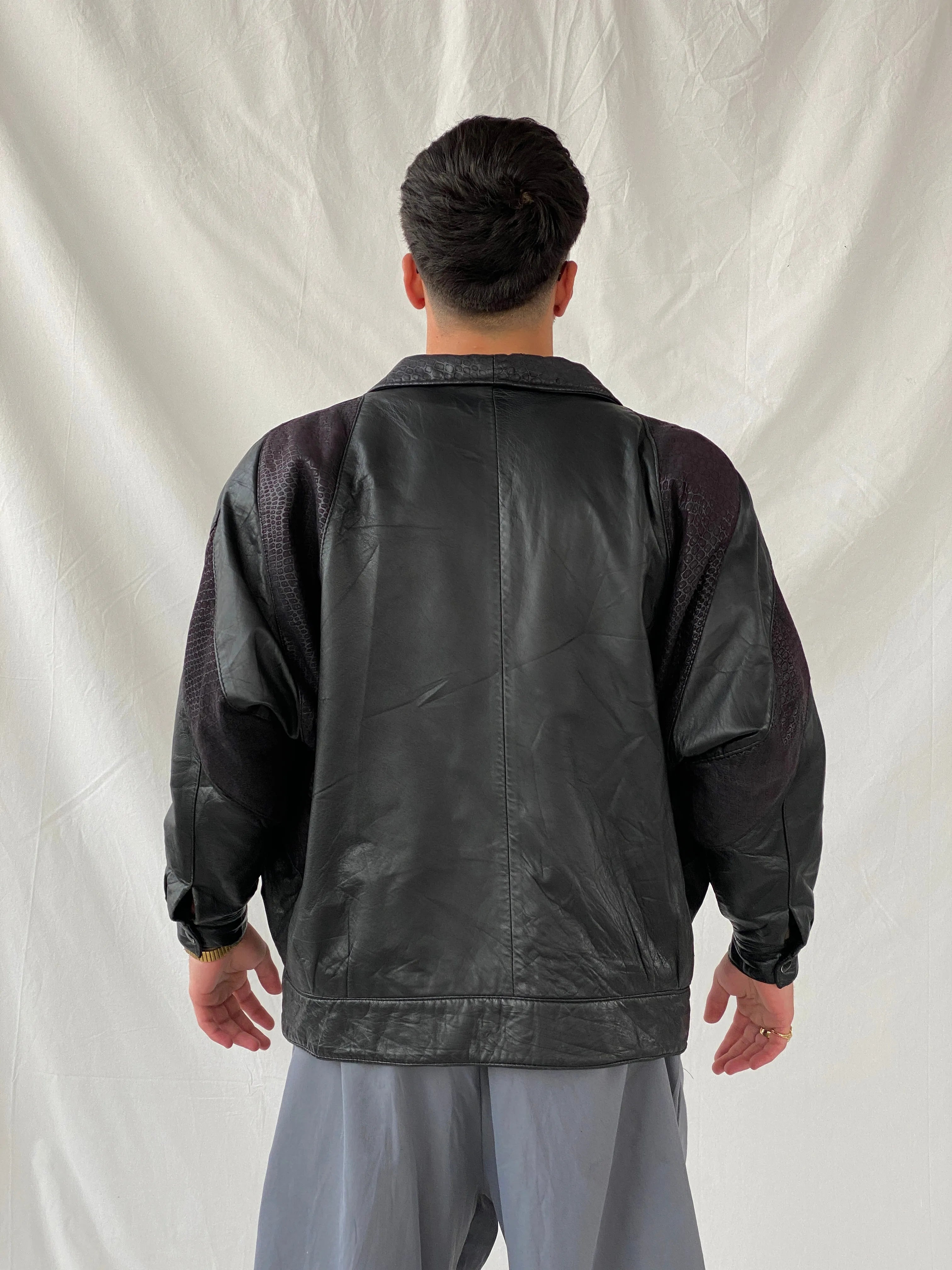 Vintage 70s Wm. Chris Genuine Leather Bomber Jacket With Snake Texture Details - M - Balagan Vintage Leather Jacket 90s, genuine leather, genuine leather jacket, Hamza, leather blazer, winter