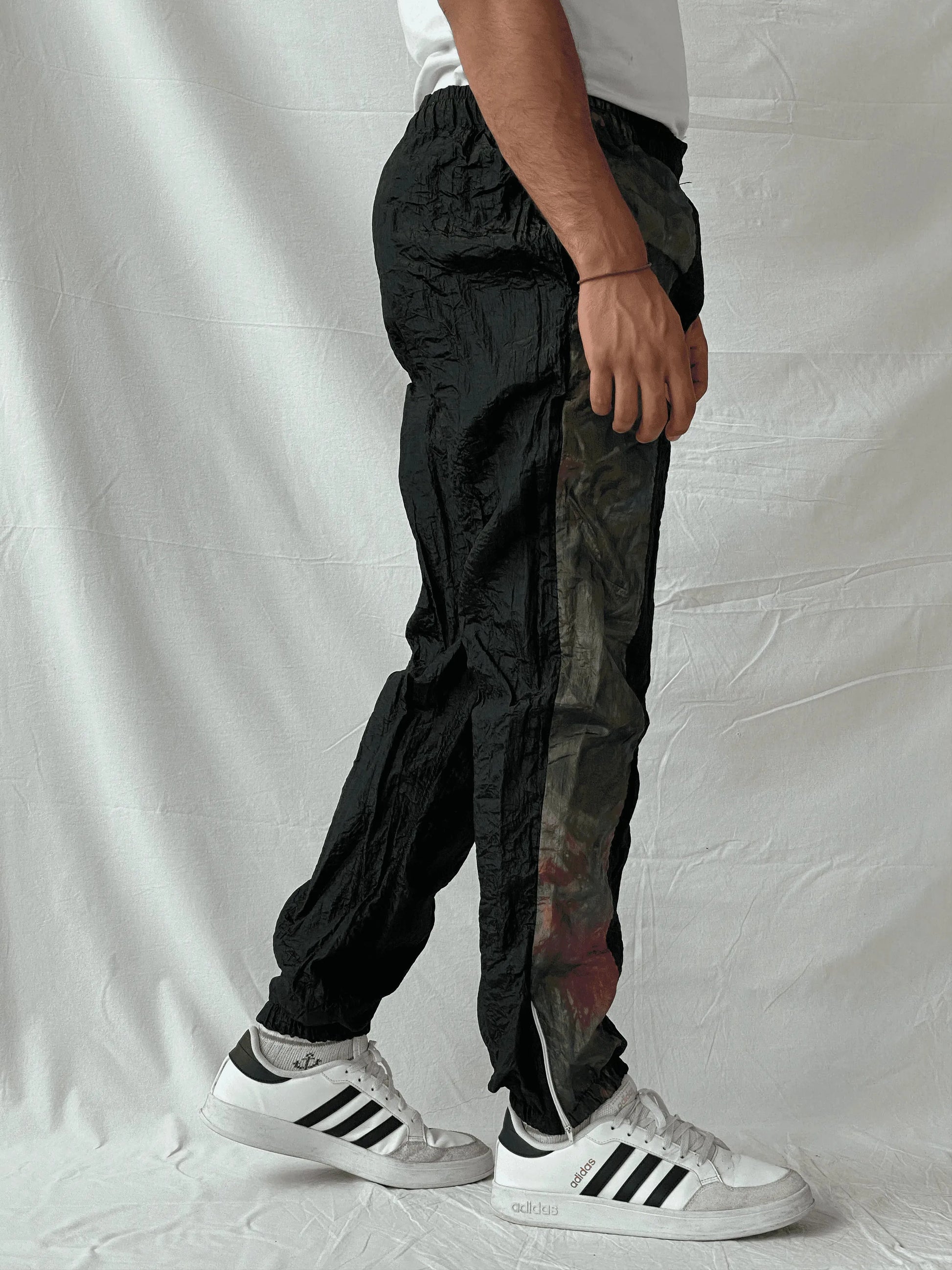 Vintage 80s/90s Sergio Tacchini Black Track Windbreaker Pants - L - Balagan Vintage Track Pants 80s, 90s, Ramez, vintage pants, windbreaker, winter
