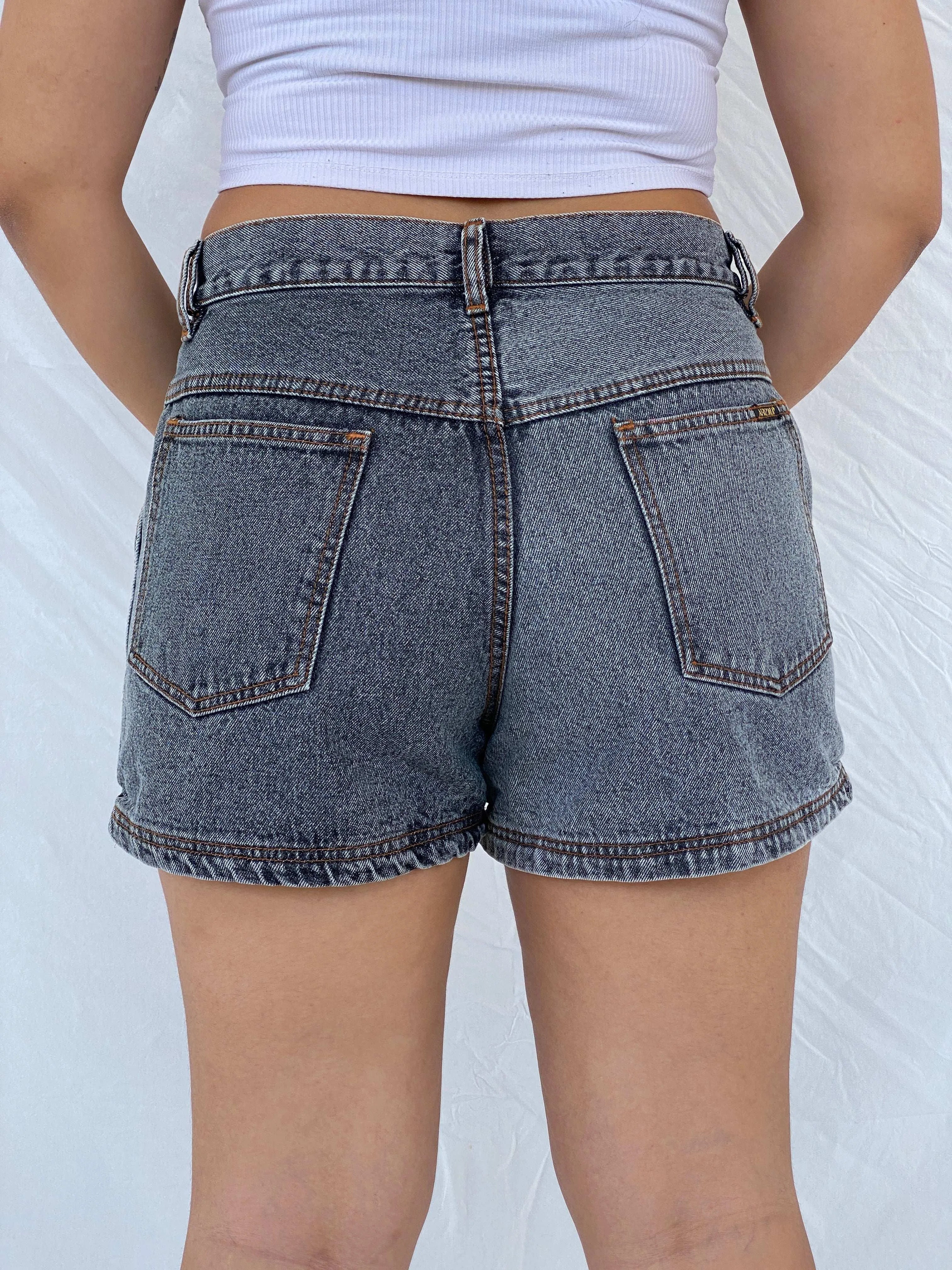 Vintage 90s Arizona Washed Two-Toned Denim Shorts - L - Balagan Vintage Shorts 00s, 90s, denim, Dina, shorts, vintage shorts