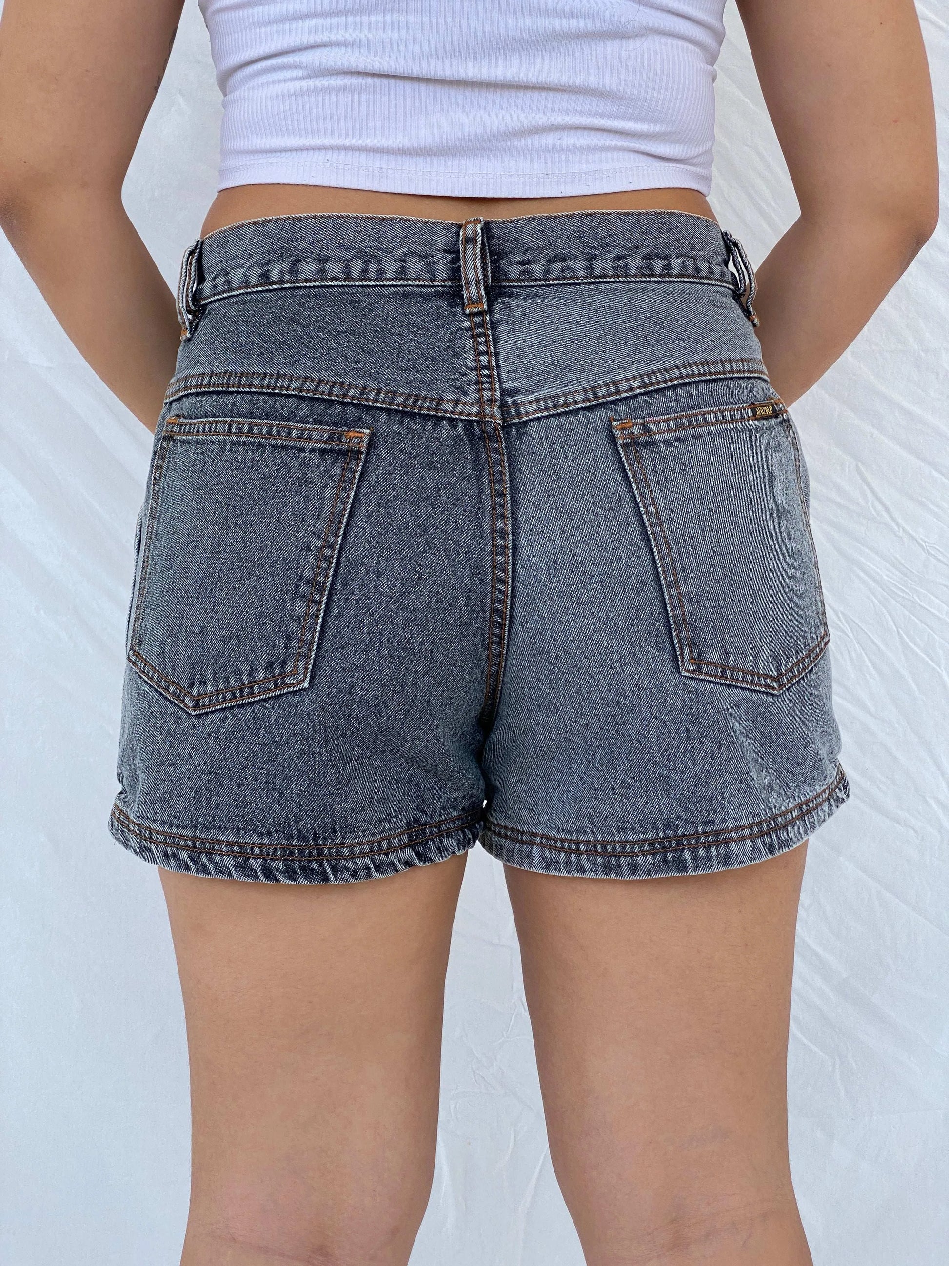 Vintage 90s Arizona Washed Two-Toned Denim Shorts - L - Balagan Vintage Shorts 00s, 90s, denim, Dina, shorts, vintage shorts