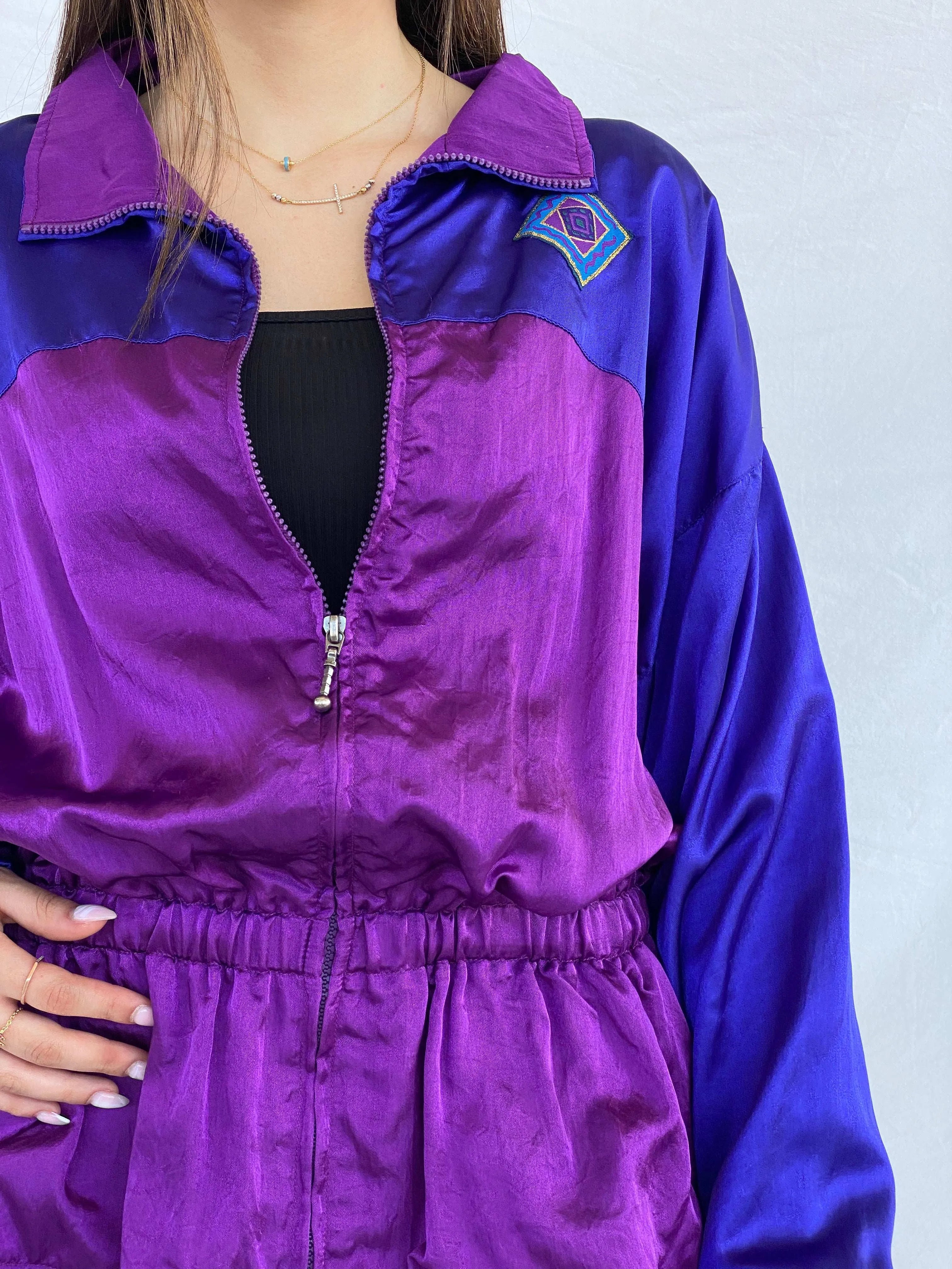 Vintage 90s AVIA Windbreaker Jacket - Size Large - Balagan Vintage Windbreaker Jacket 80s, 90s, Juana, vintage windbreaker, windbreaker, windbreaker jacket