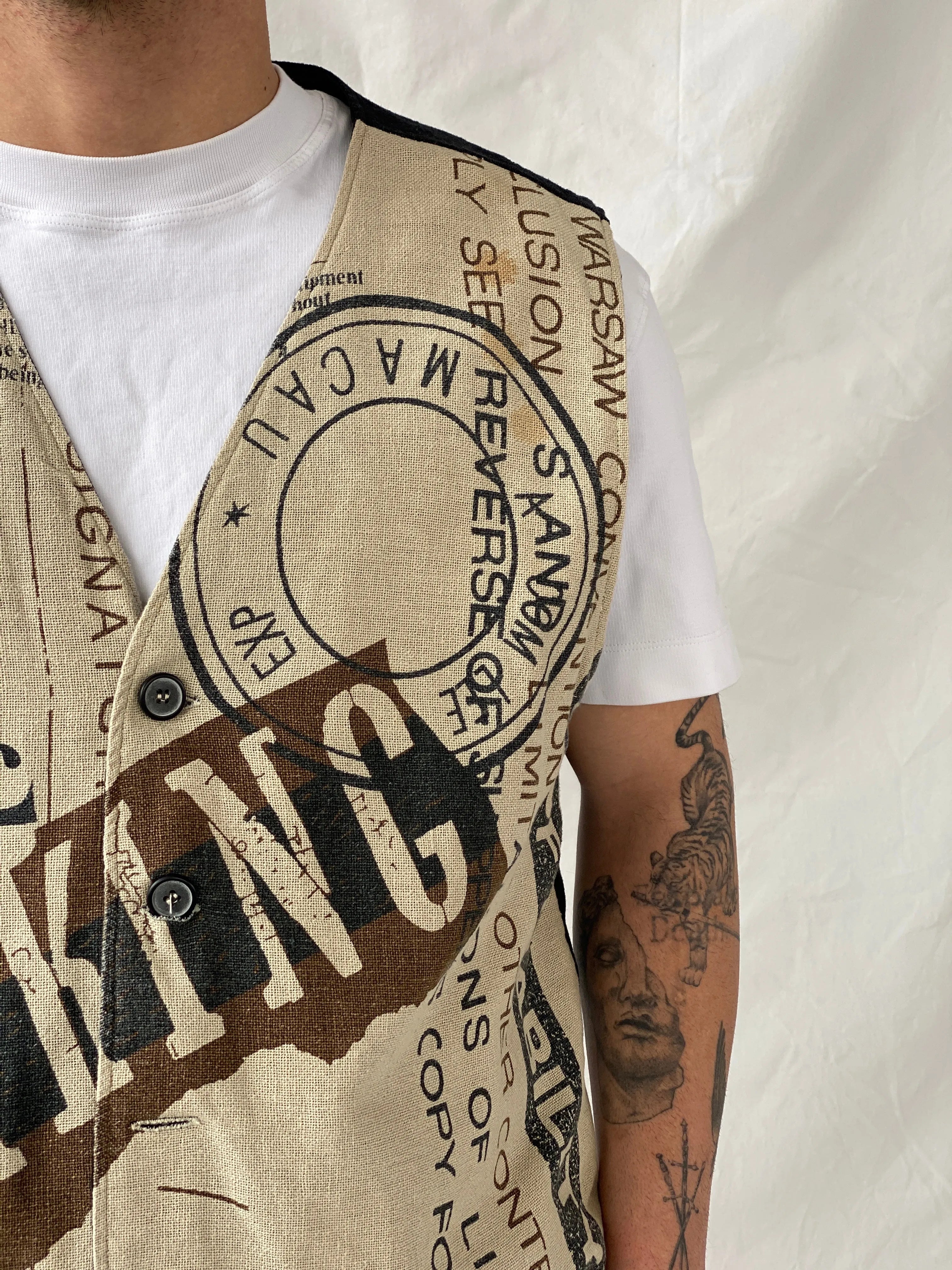 Vintage 90s Camel Collection Beige Printed Vest - L - Balagan Vintage Vest 90s, Hamza, vest, winter