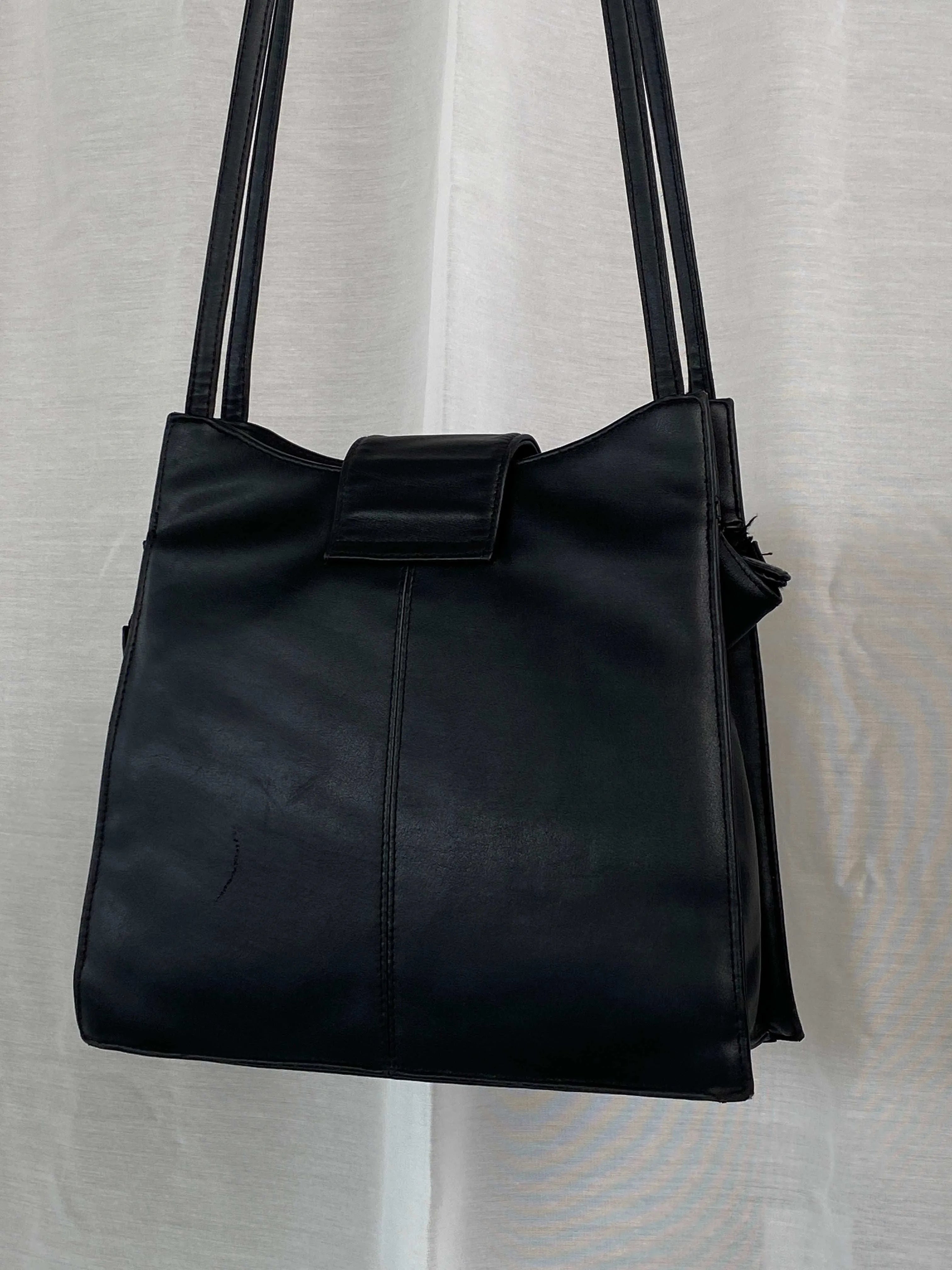 Vintage 90s Gentaur Black Crossbody Bag - Balagan Vintage Cross Body Bag 00s, 90s, bag