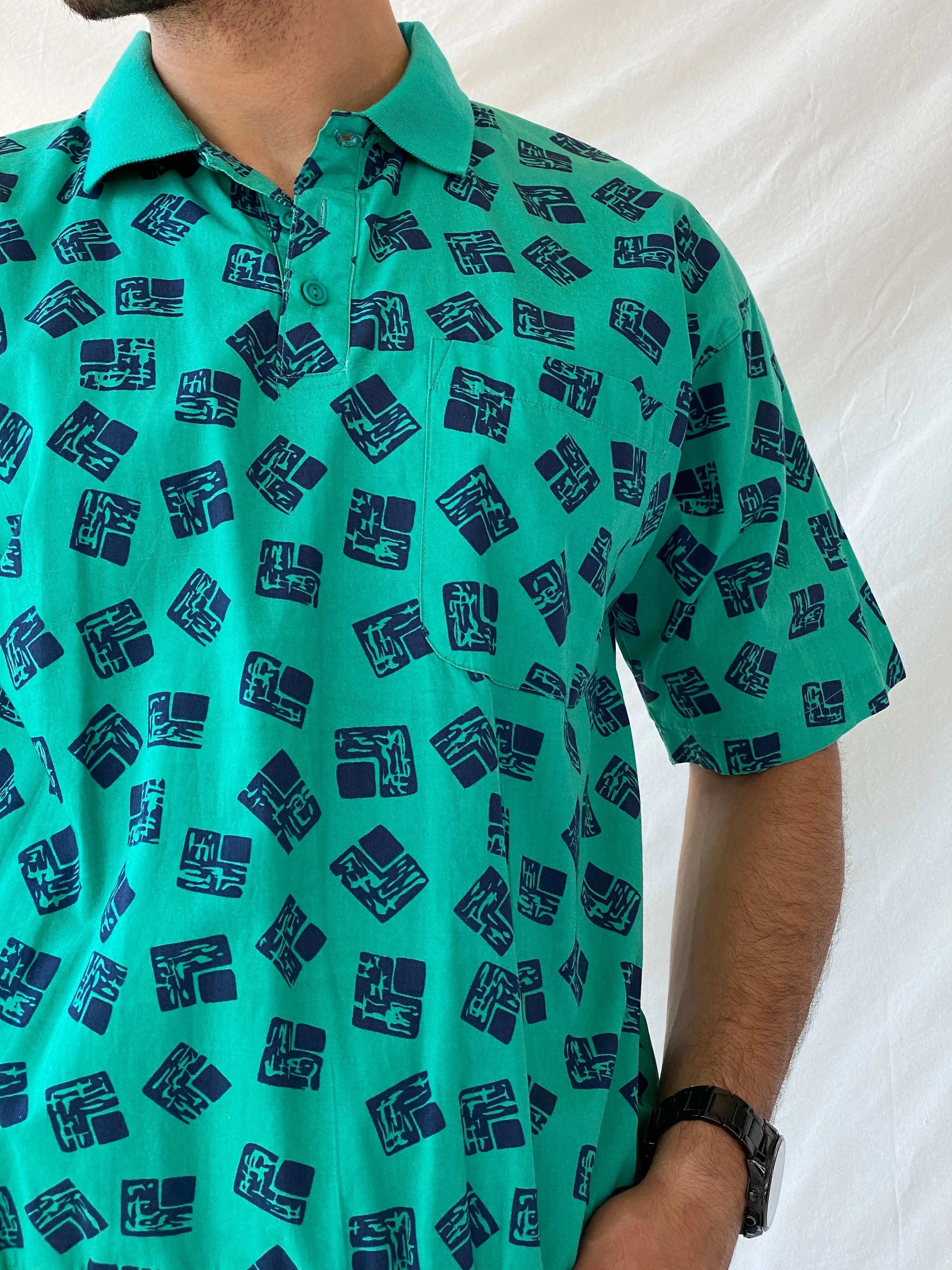 Vintage 90s IMPRINTS Men's Green Oversized Short-Sleeve Top - M - Balagan Vintage Half Sleeve Top 90s, graphic top, men top, Ramez