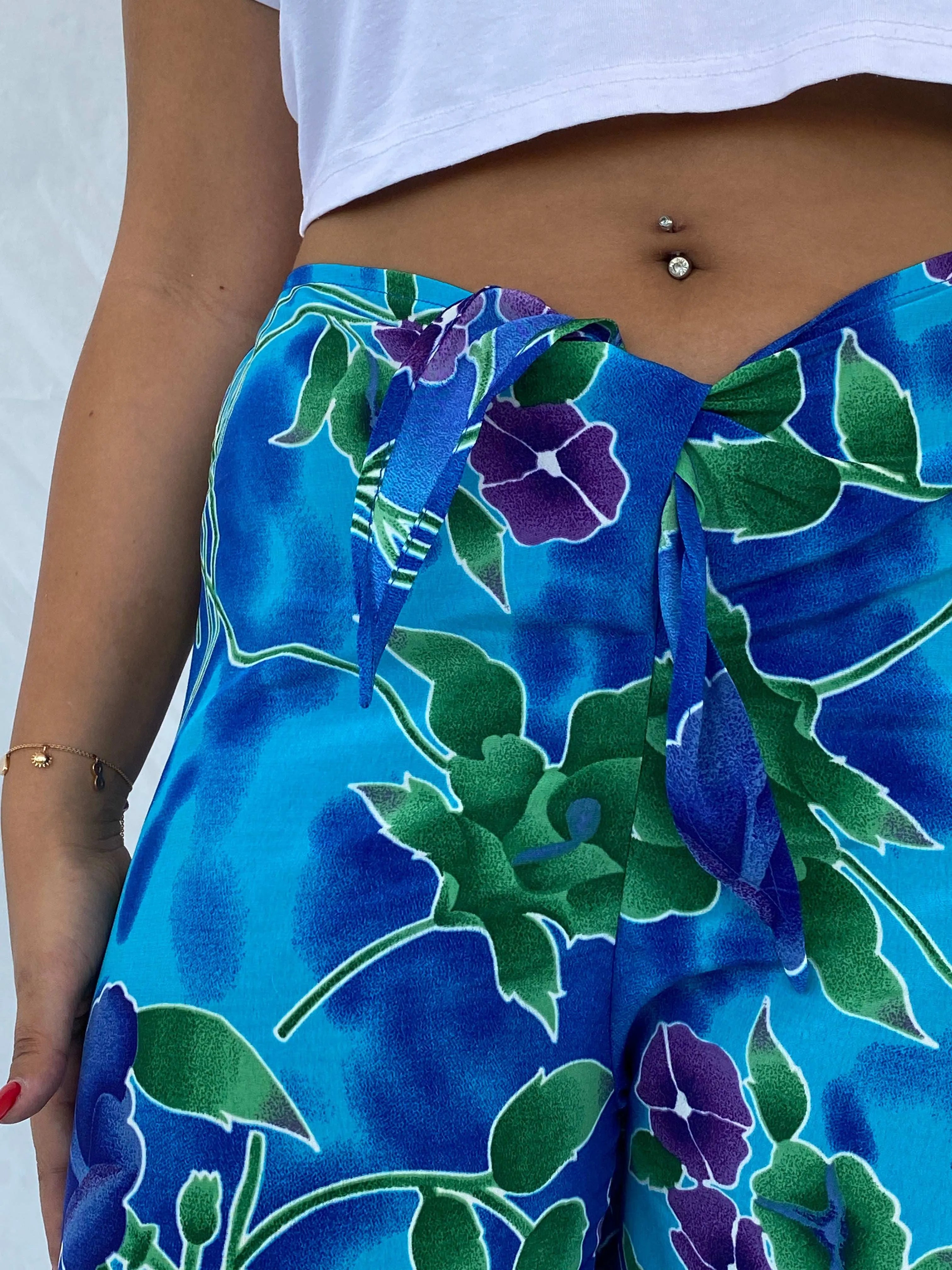 Vintage 90s Jessica Intimates Floral Blue Beach Pants - L - Balagan Vintage Pants 00s, 90s, Dina, floral, floral print, vintage pants