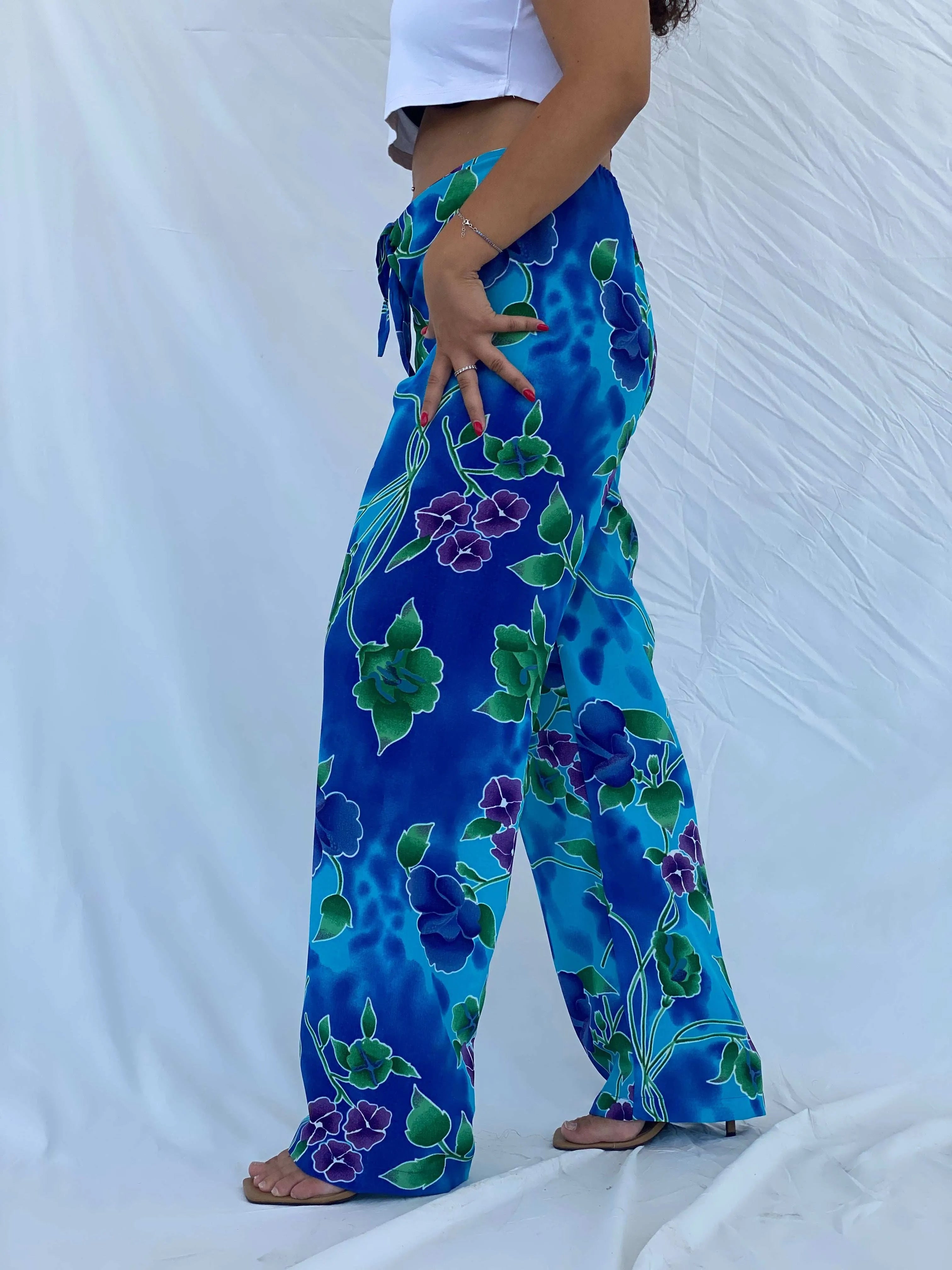 Vintage 90s Jessica Intimates Floral Blue Beach Pants - L - Balagan Vintage Pants 00s, 90s, Dina, floral, floral print, vintage pants
