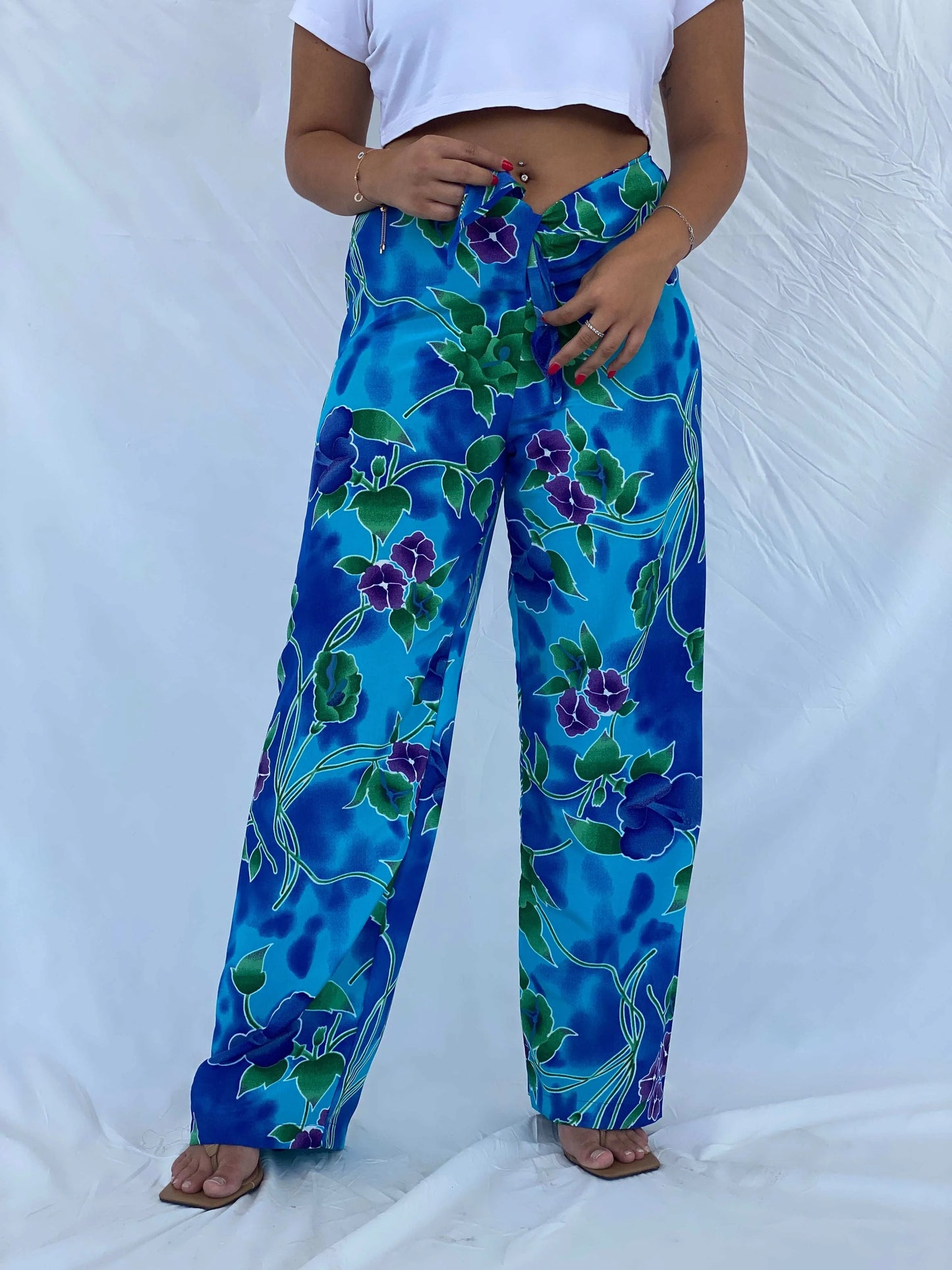 Vintage 90s Jessica Intimates Floral Blue Beach Pants - L - Balagan Vintage Pants 00s, 90s, Deals, Dina, floral, floral print, vintage pants