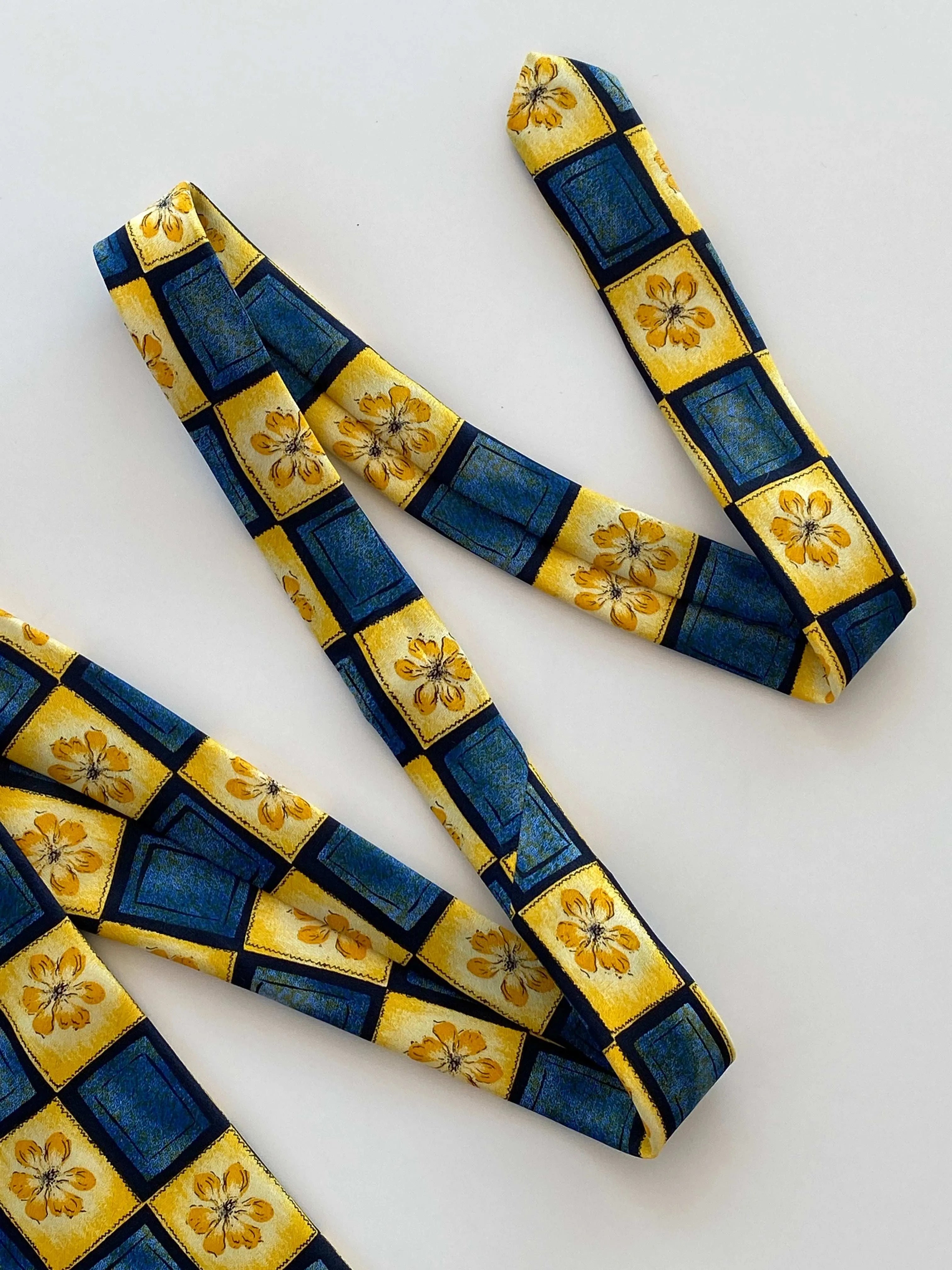 Vintage 90s Kartel Floral Print Tie - Balagan Vintage Ties 90s, print, printed tie, tie, ties, vintage, vintage tie