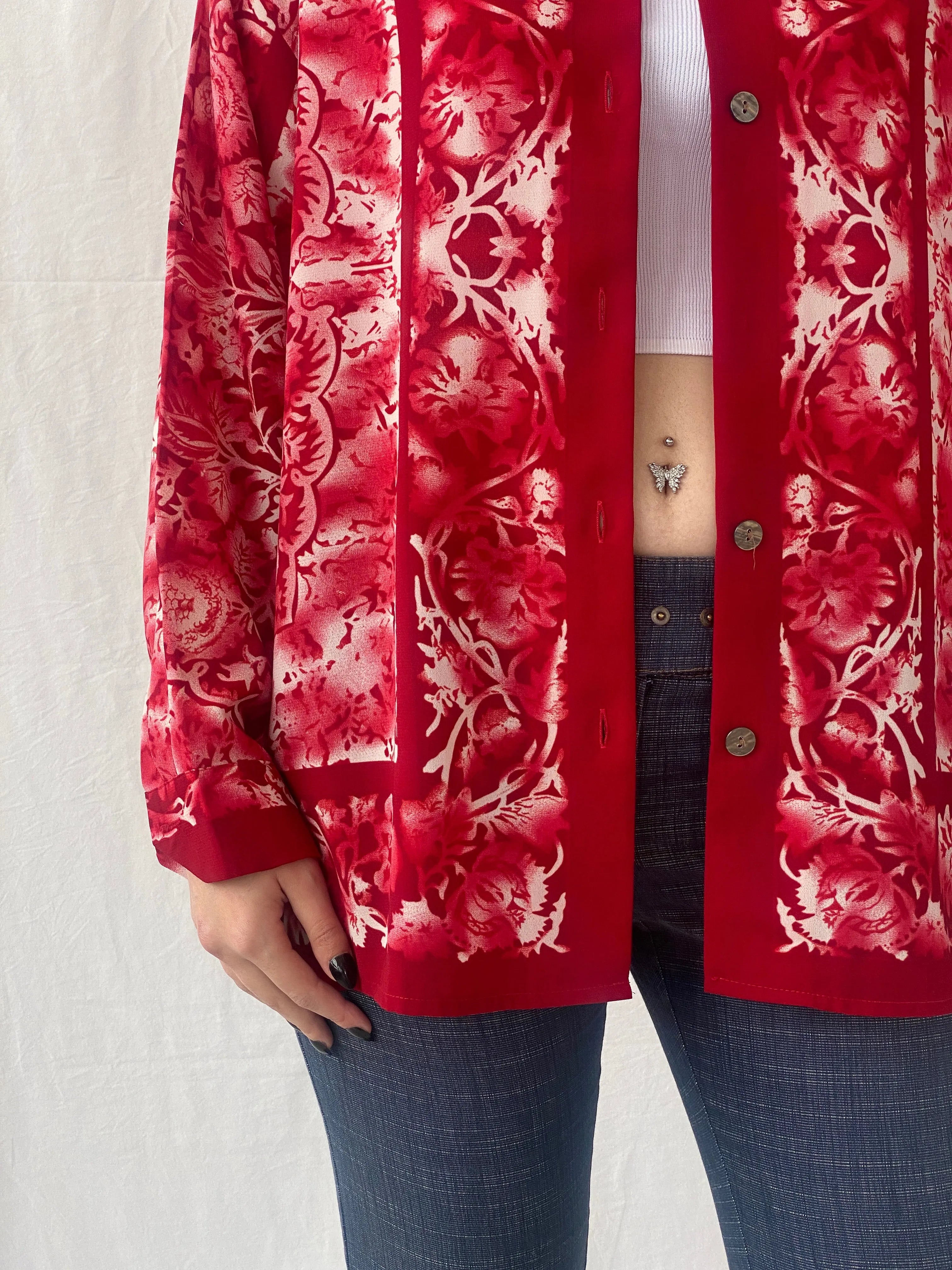 Vintage 90s Le Caviar Red & White Floral Full Sleeve Women’s Shirt - M - Balagan Vintage Full sleeve Shirt 00s, Ayah, floral shirt, shirt, women shirt